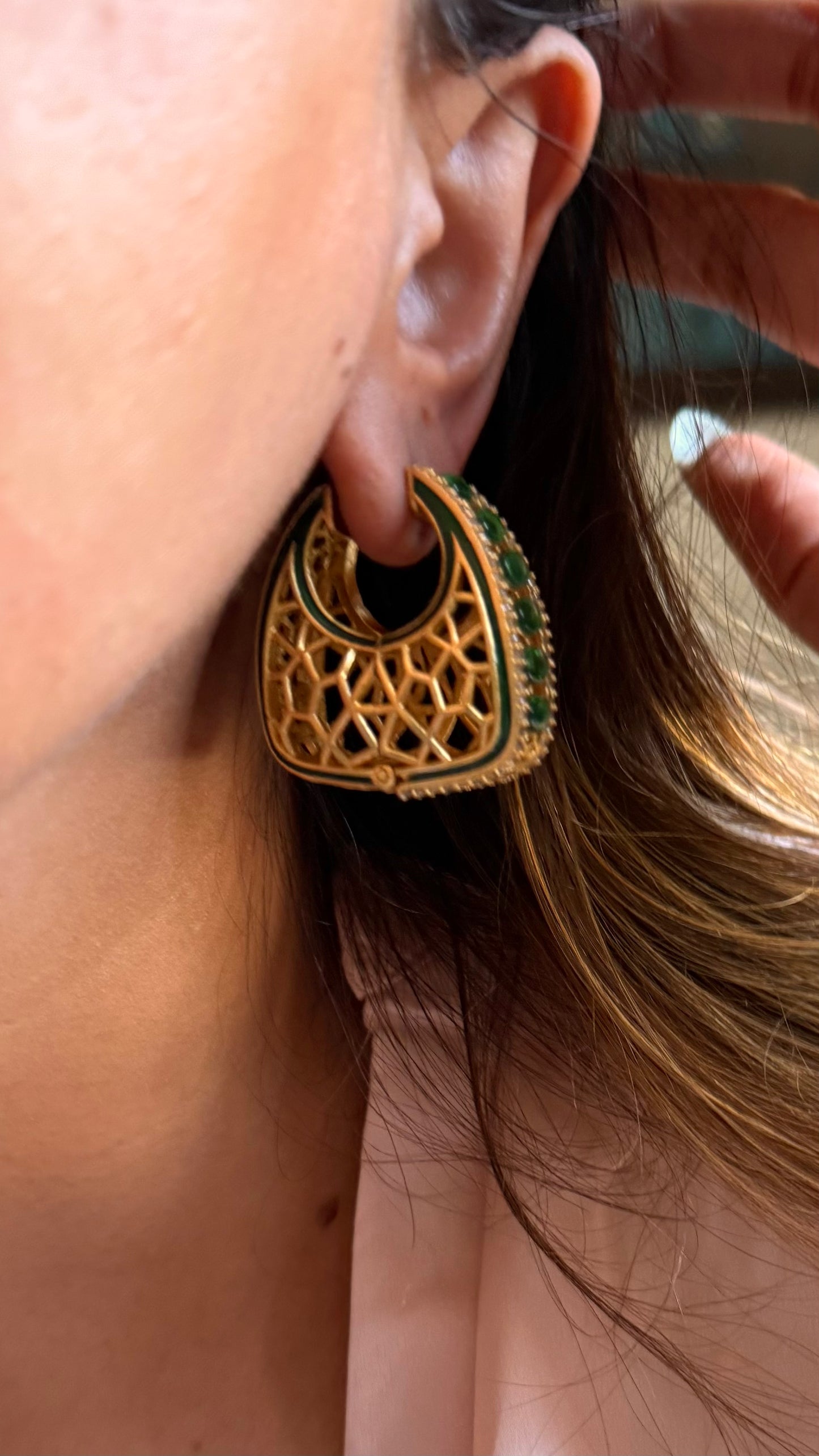 Emerald designer baaliyan
