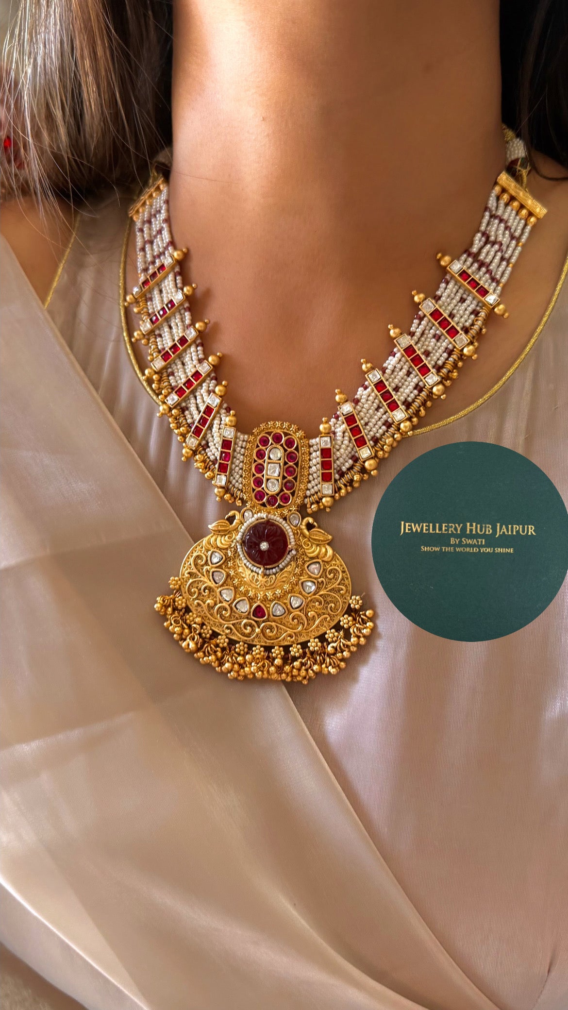 Ruby Rajwada collar necklace with earrings
