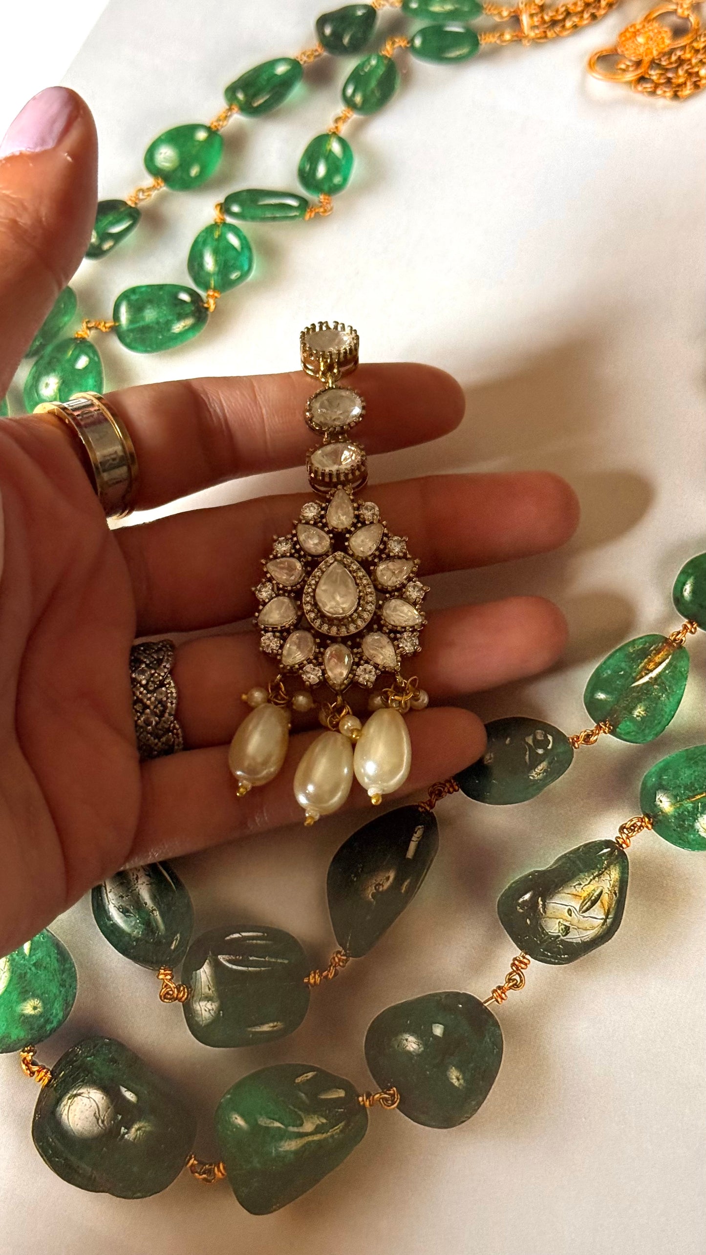 Drop shape Maangtika with pearl detailing
