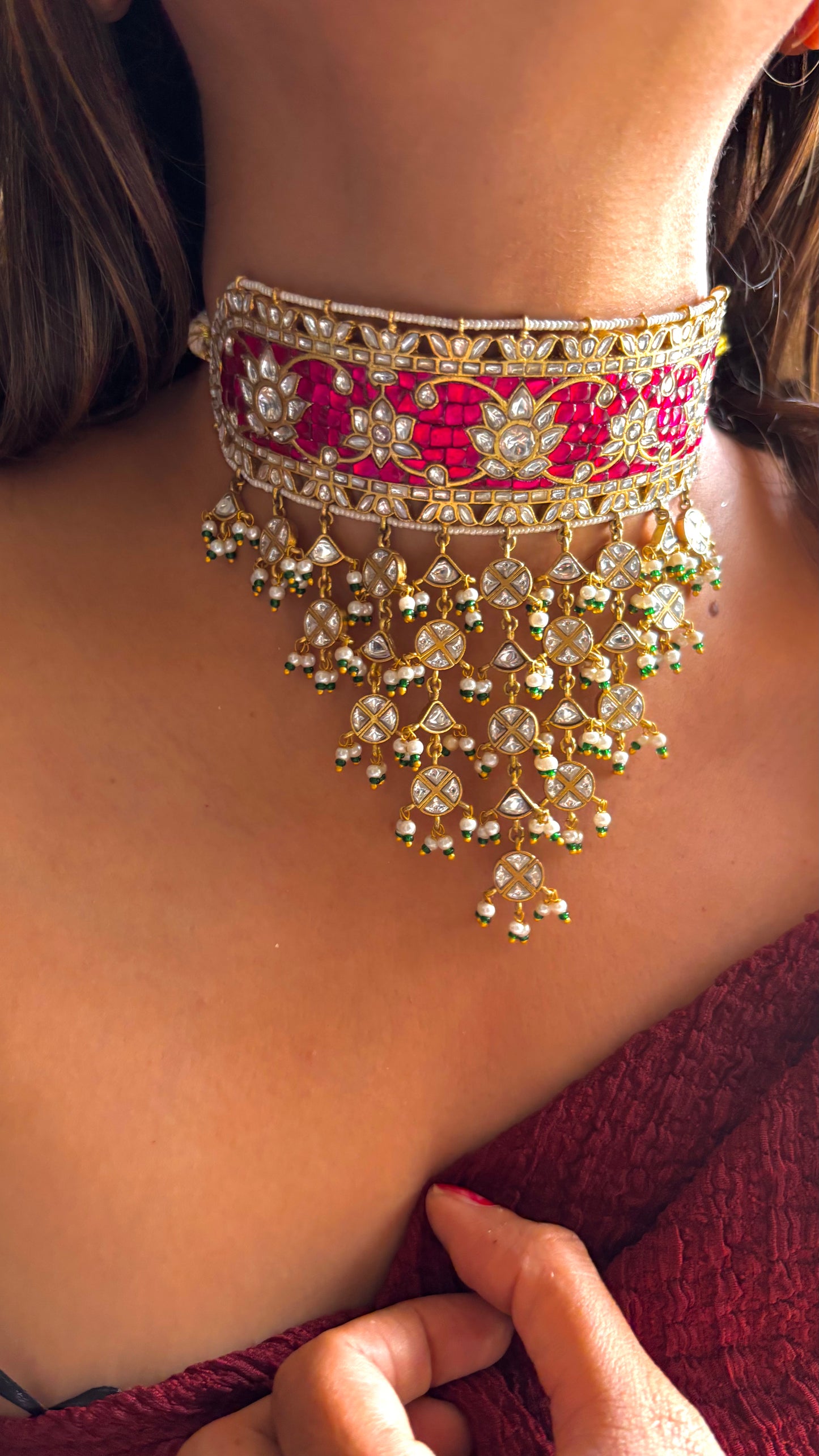 Rani pink nakshi paachi kundan polki aad