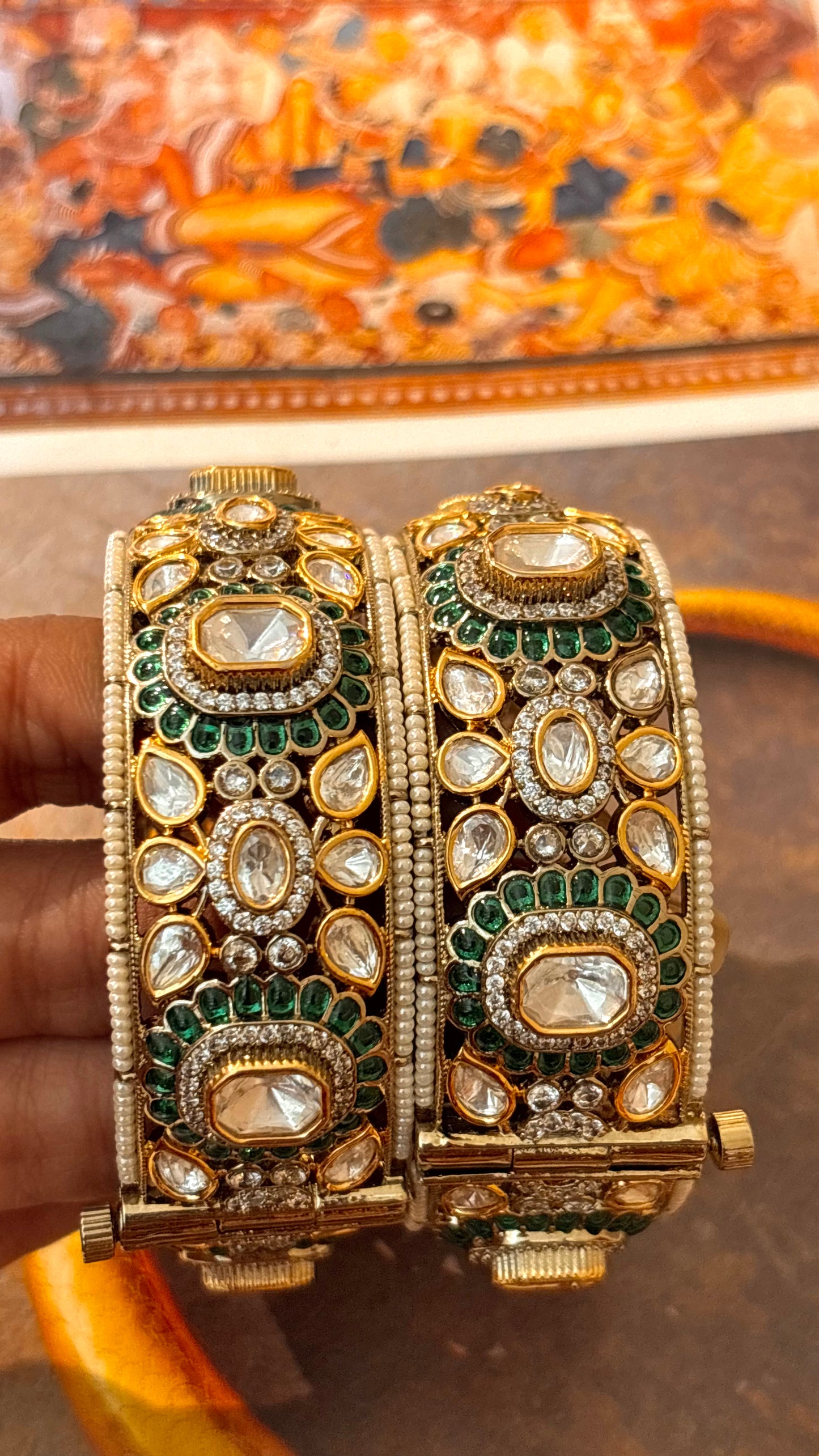 Emerald takkar work victorian dual polish bangles