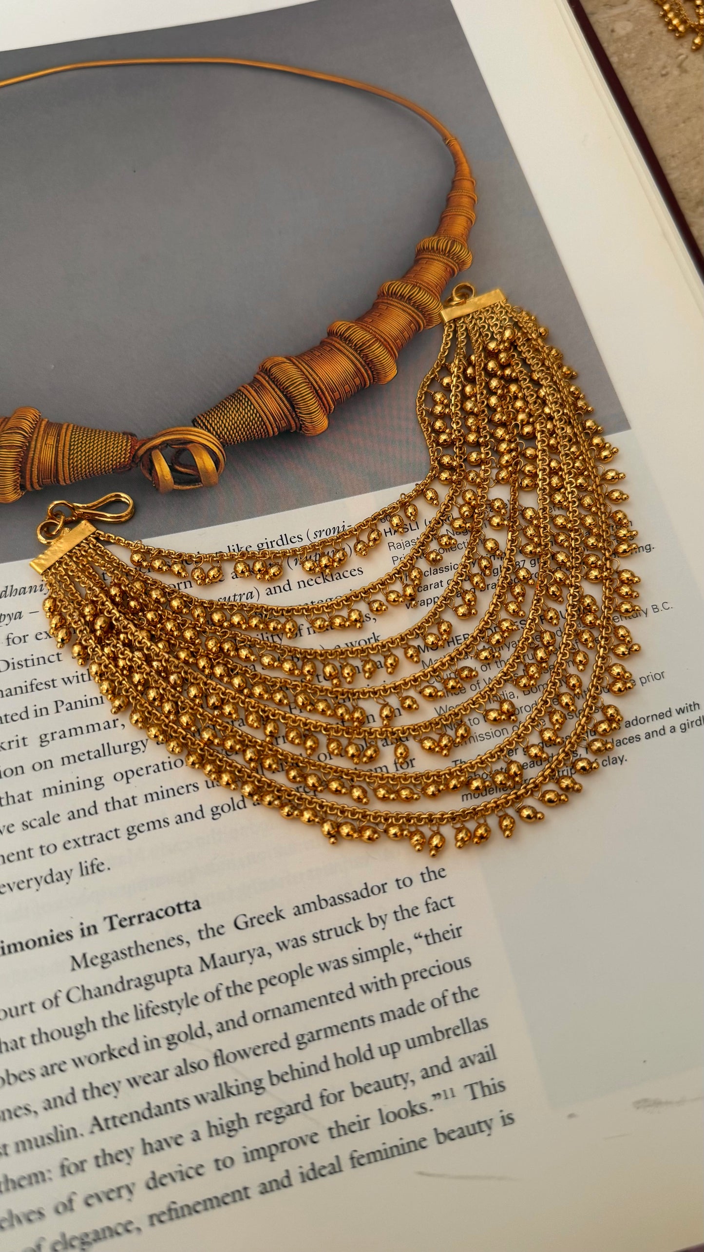 seven layer gold ear chain with gold ball detiling