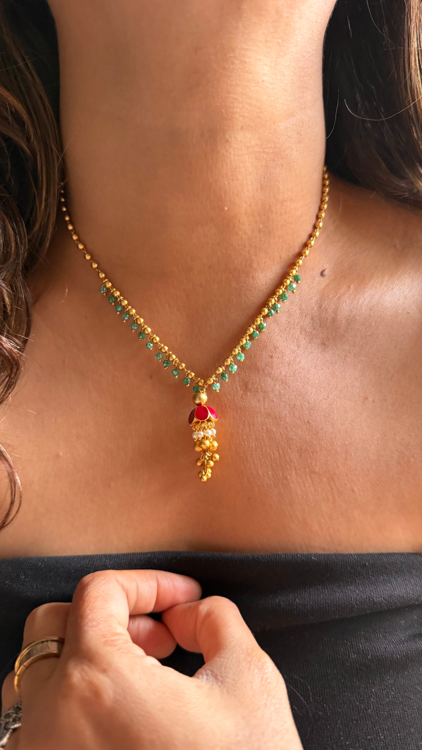 Ruby umbrella pattern pendant set