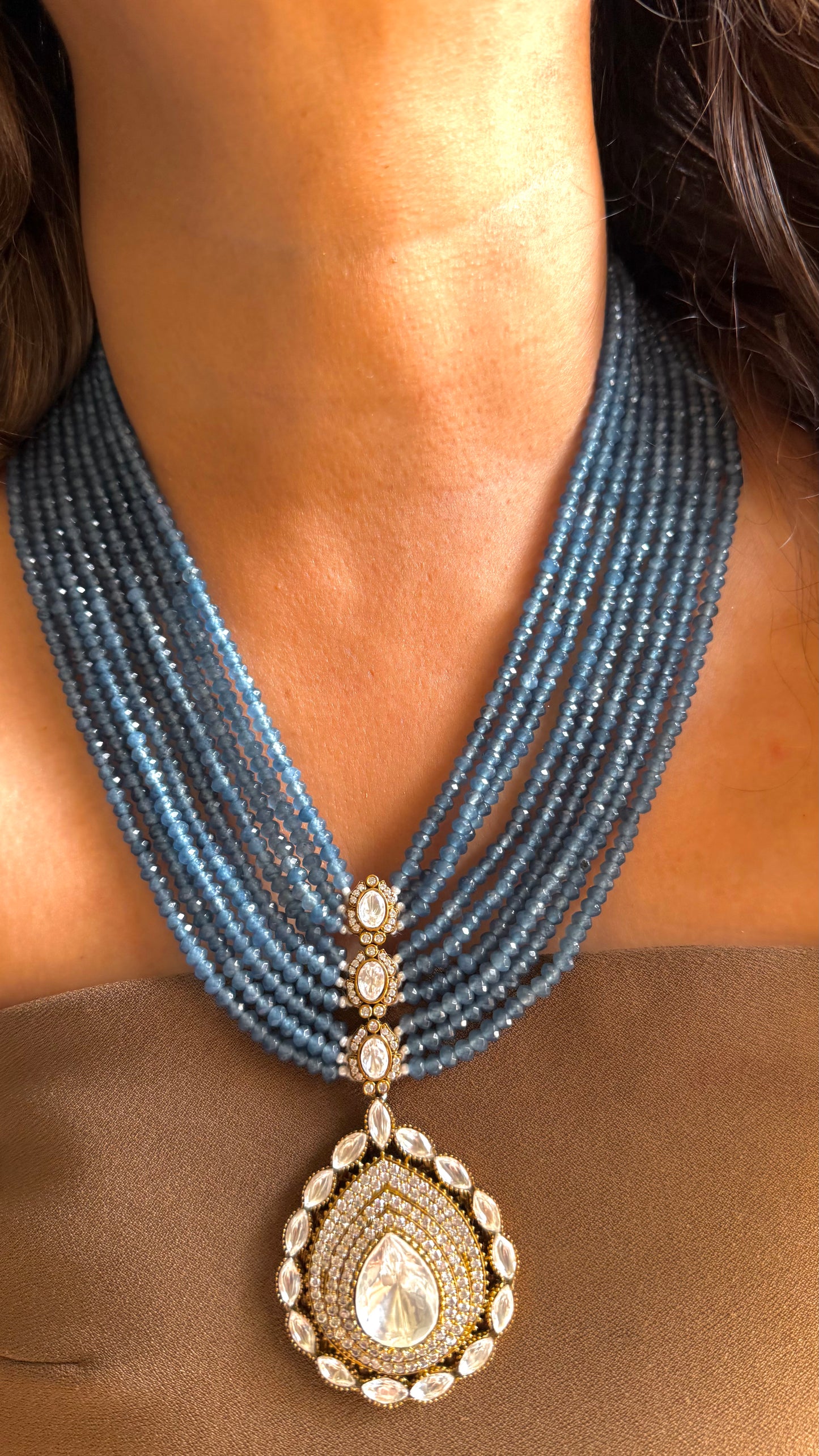 Denim Pearl Rani haar with tear drop polki pendant