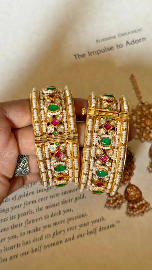 Real moissanite rani pink & emerald openable bangle