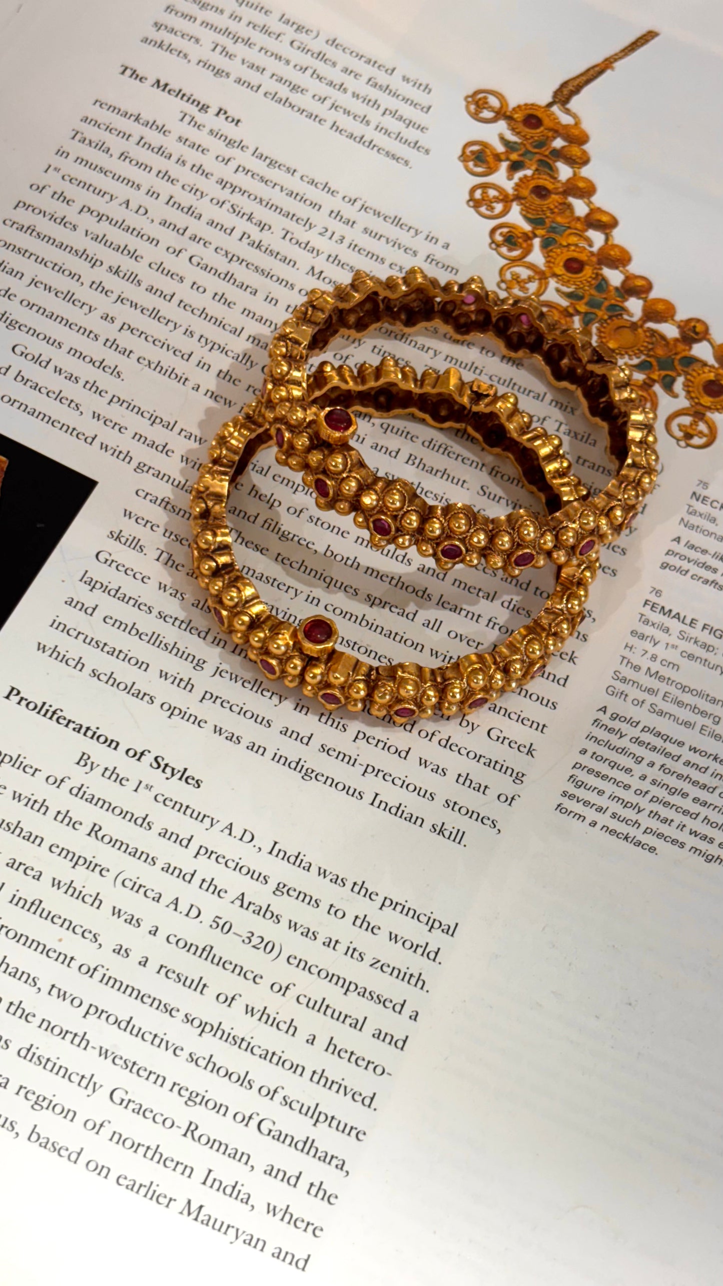 Ruby dull gold Rajwada Bangles
