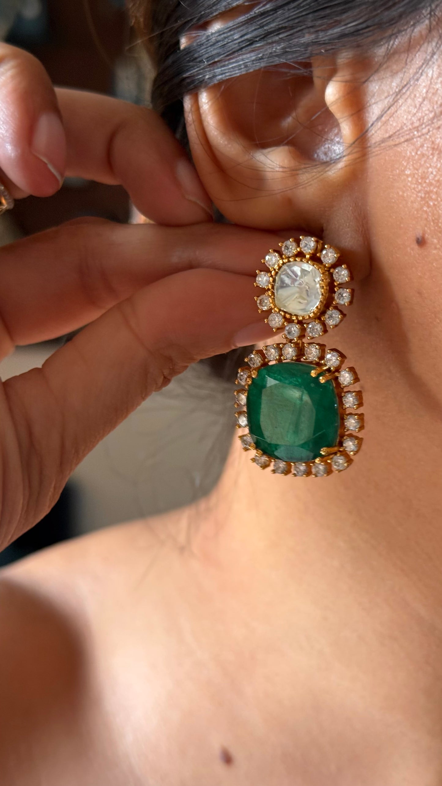 Emerald doublet moissanite collar necklace