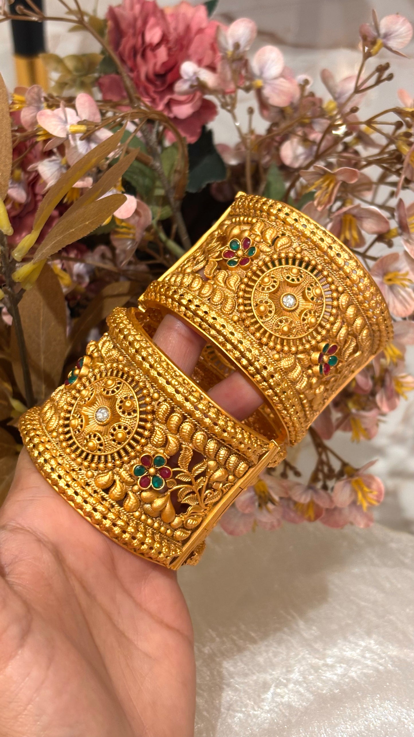 Ruby & Emerald floral nakshee wide bangles