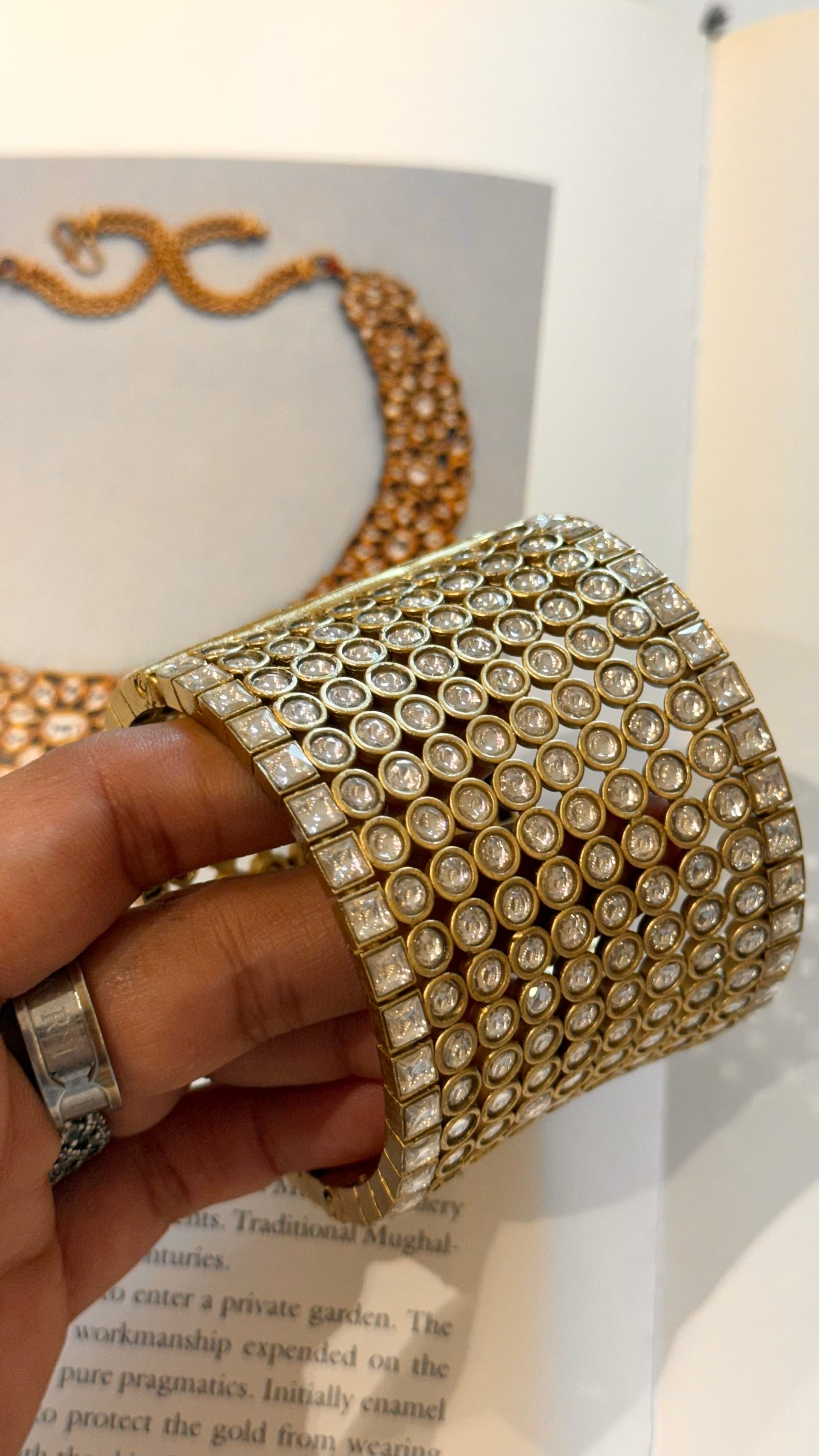White paachi kundan Kada
