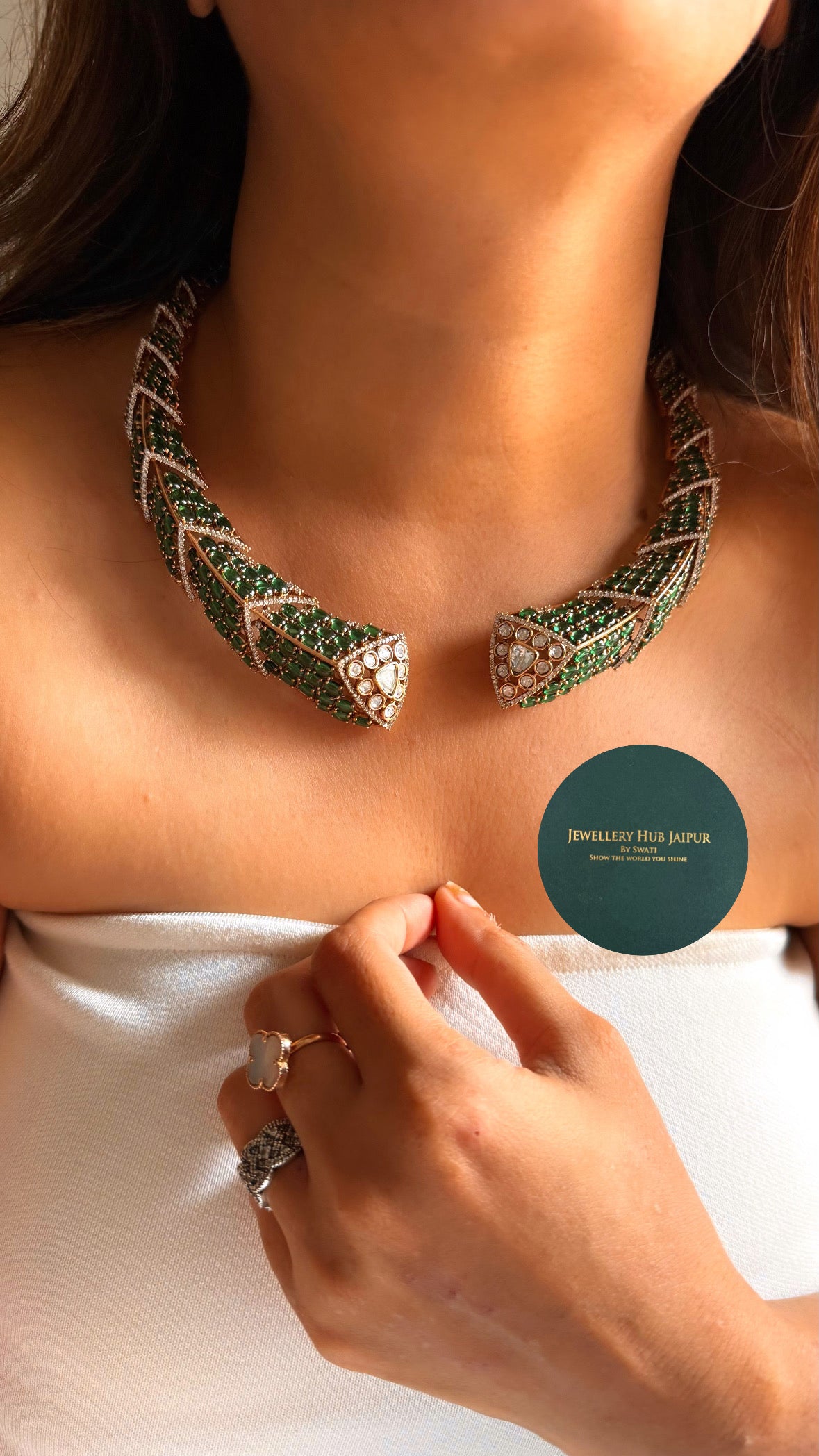 Designer Emerald & moissanite hasli