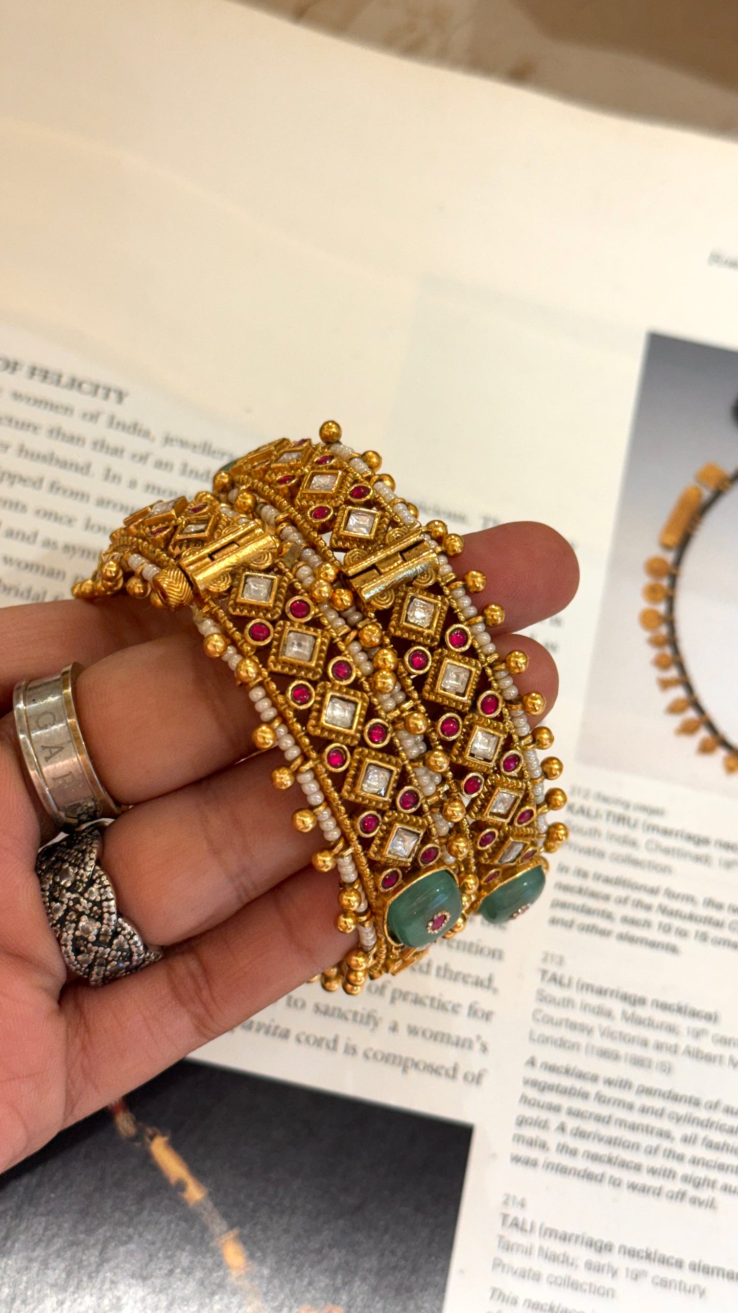 Mint stone & Swarovski rani pink rajwada bangles