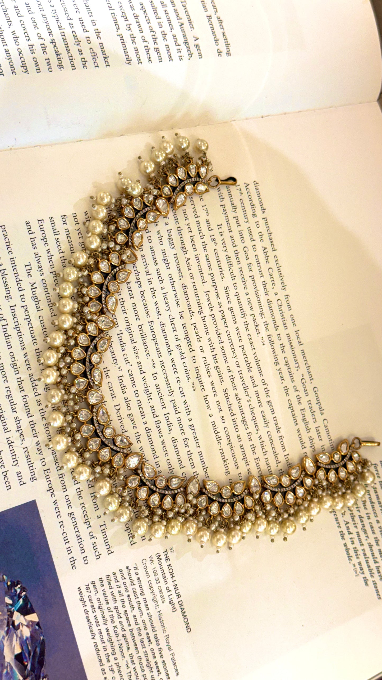 Polki scallop Victorian mathapatti with pearl detailing