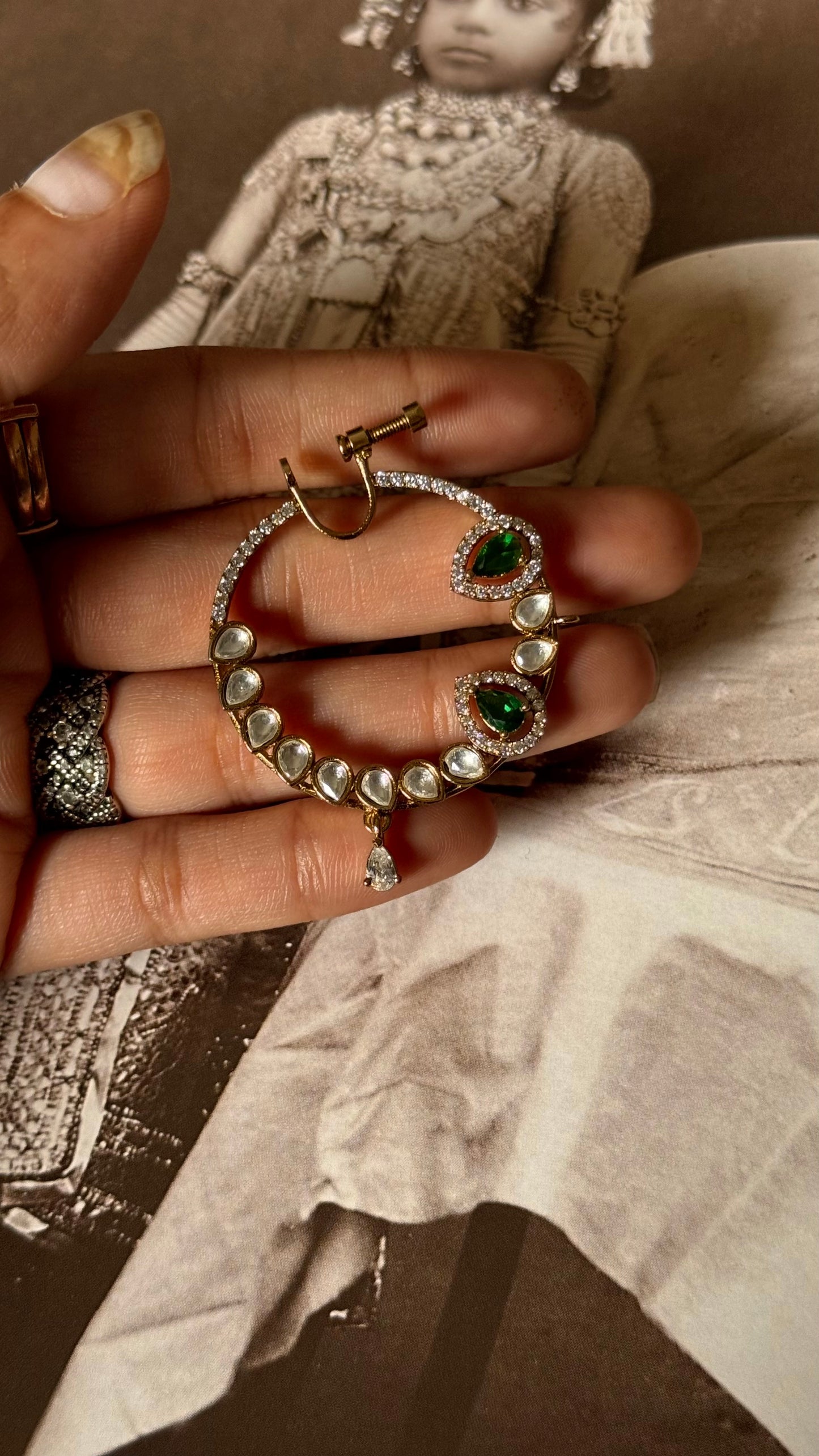 Emerald doublet & moissanite nath
