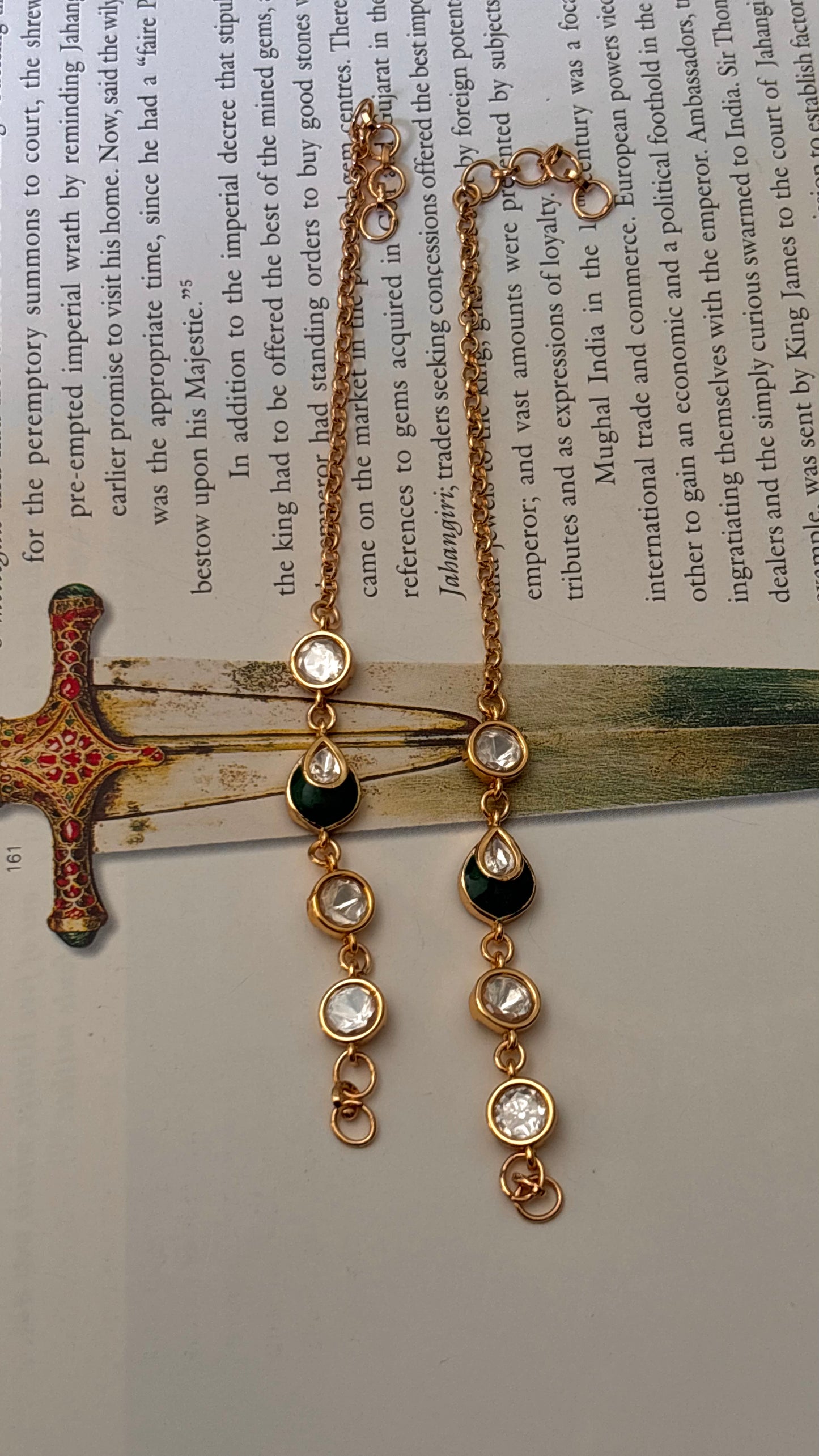 Emerald Kaan chain