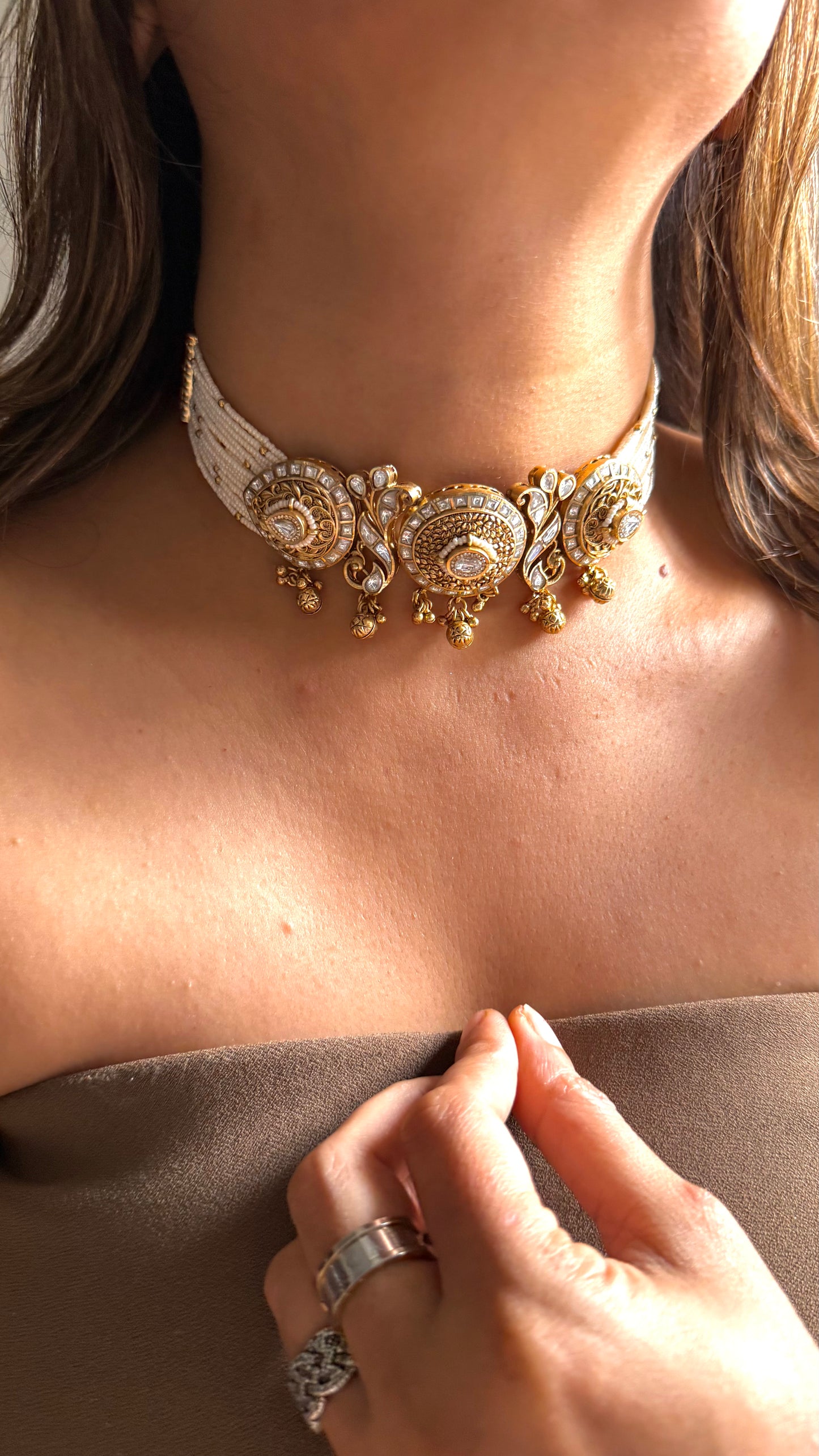 Basra pearl nakshi polki choker