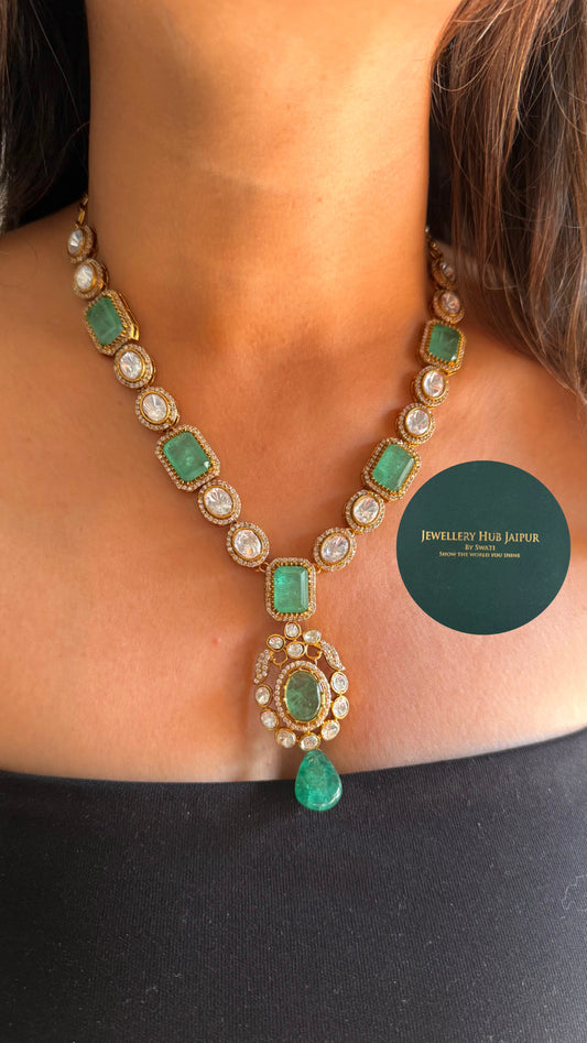 Mint doublet single line necklace