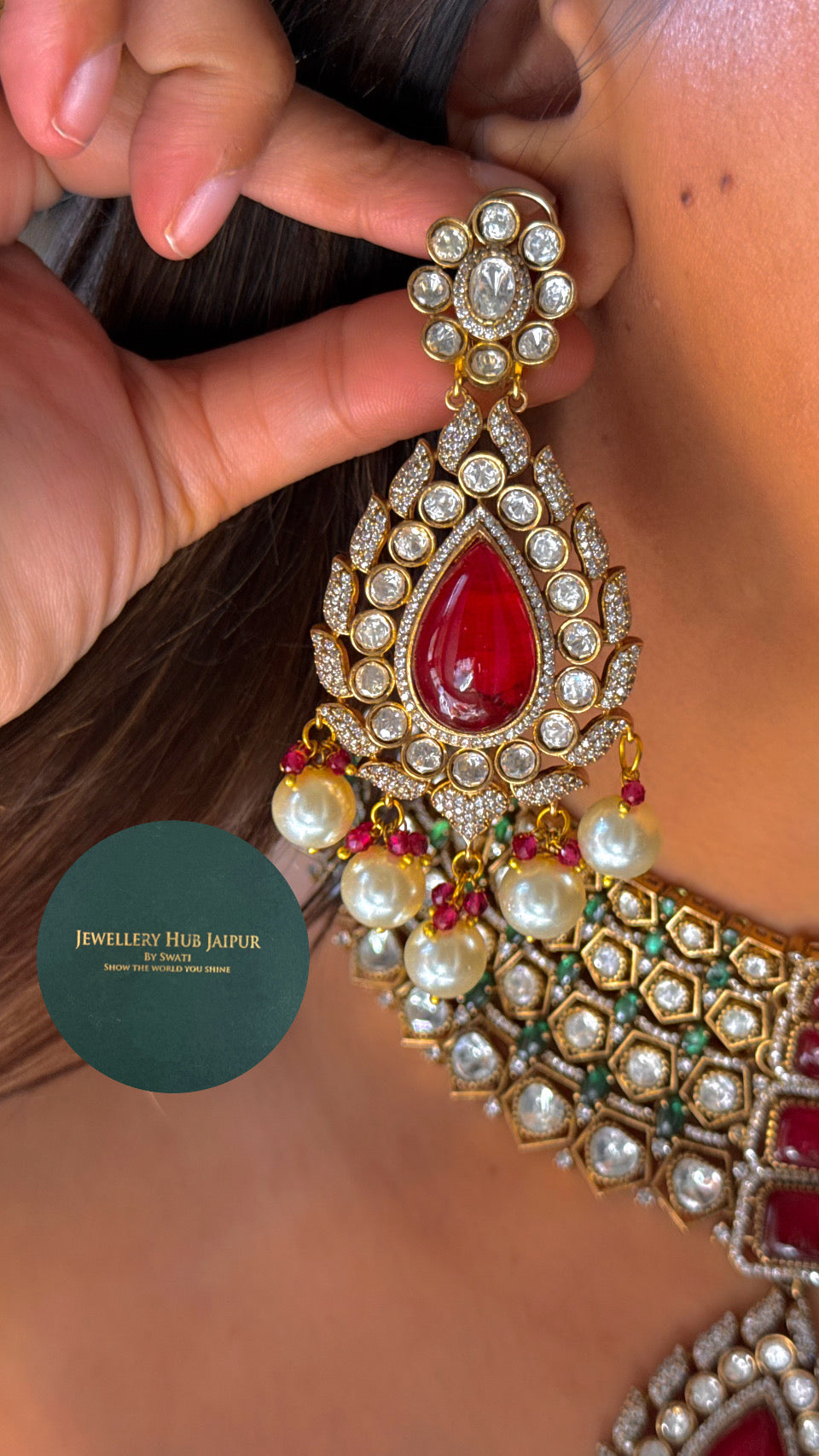 Emerald & Ruby doublet Moissanite choker with pearl detailing