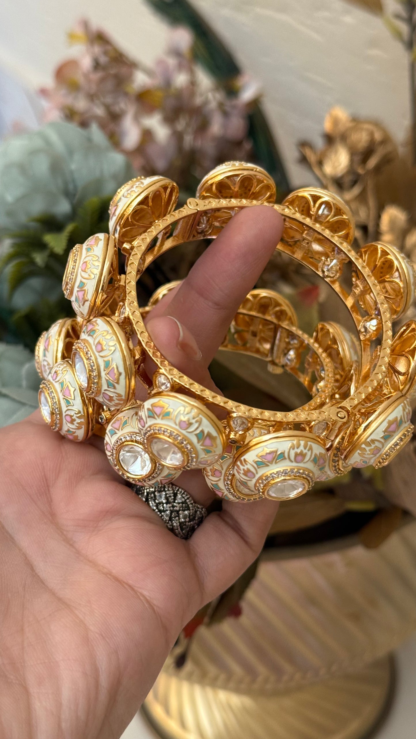 MeenaKari Bangdi with mint pink deatiling
