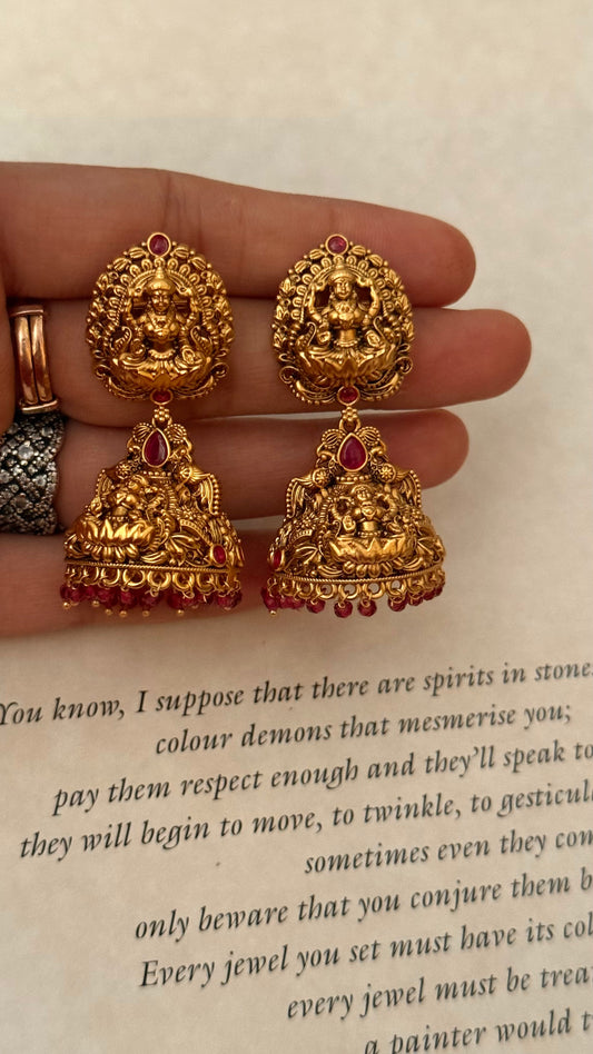 Goddess laxmi with rani pink jhumka