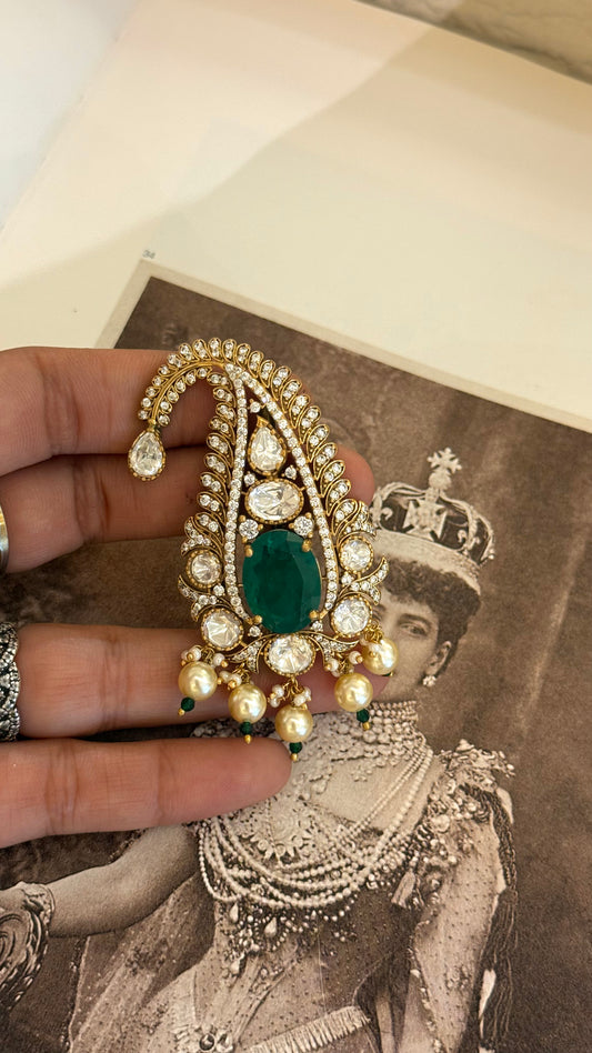 Emerald doublet moissanite kalgi