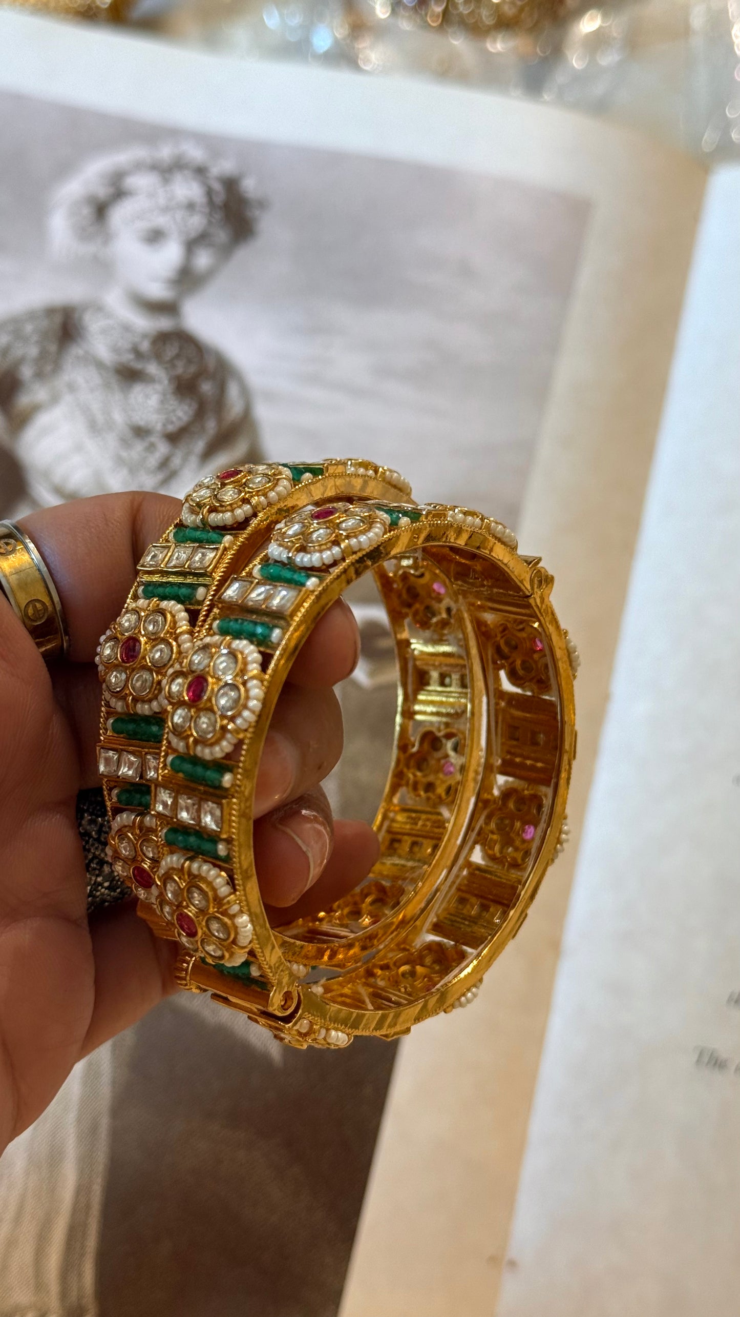 Emerald Beads floral Nakashee bangles