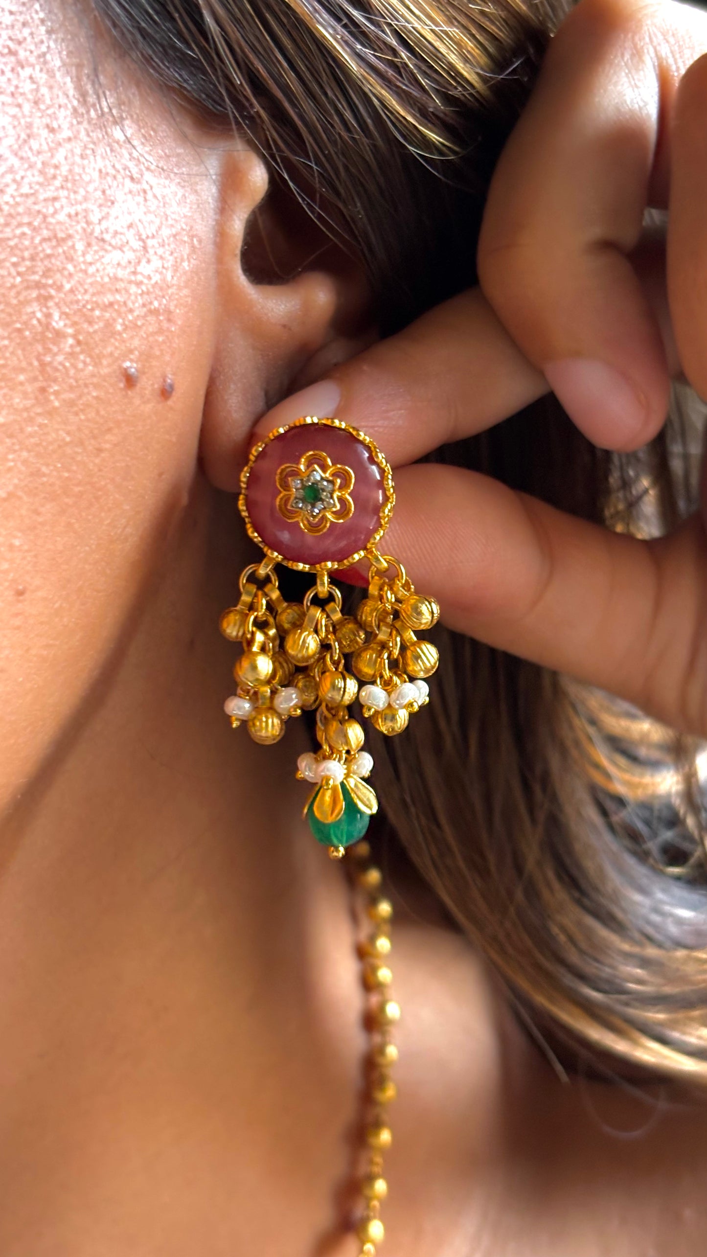 Rose Quartz Nakshi pendant set emerald beads