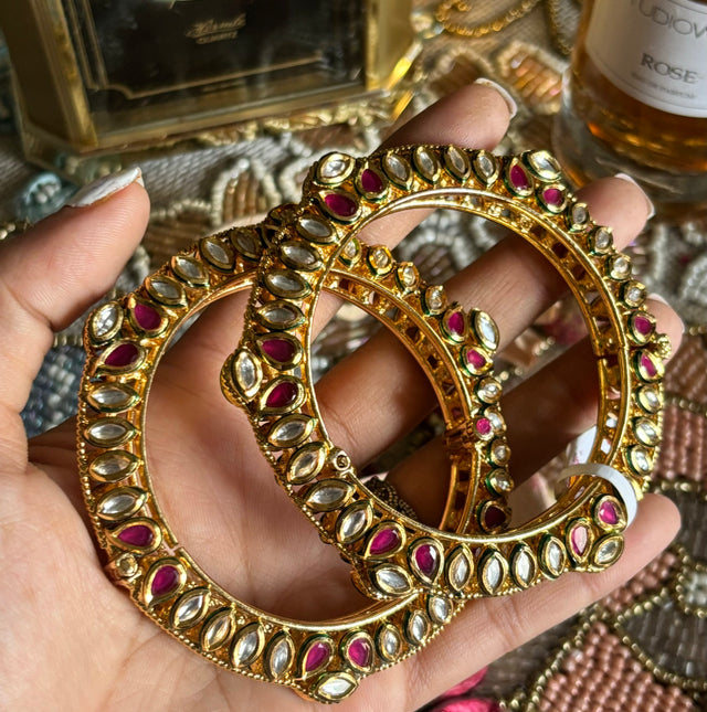 Meenakari ac kundan bangles