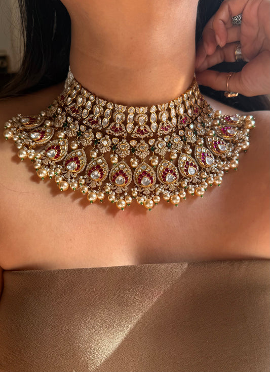 Heritage emerald & ruby choker necklace with pearl drop detailing