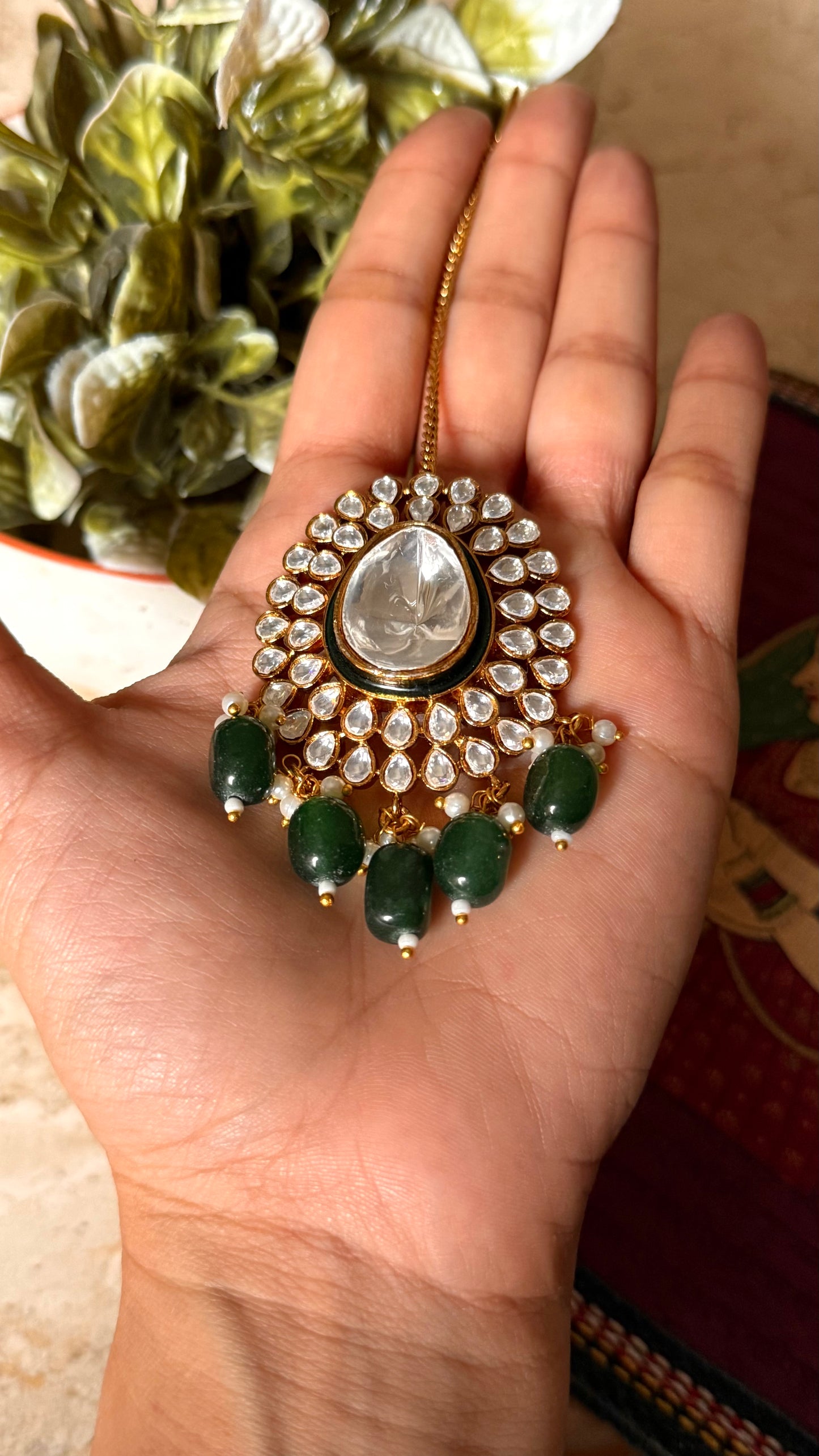 Emerald meenakari uncut polki maangtika