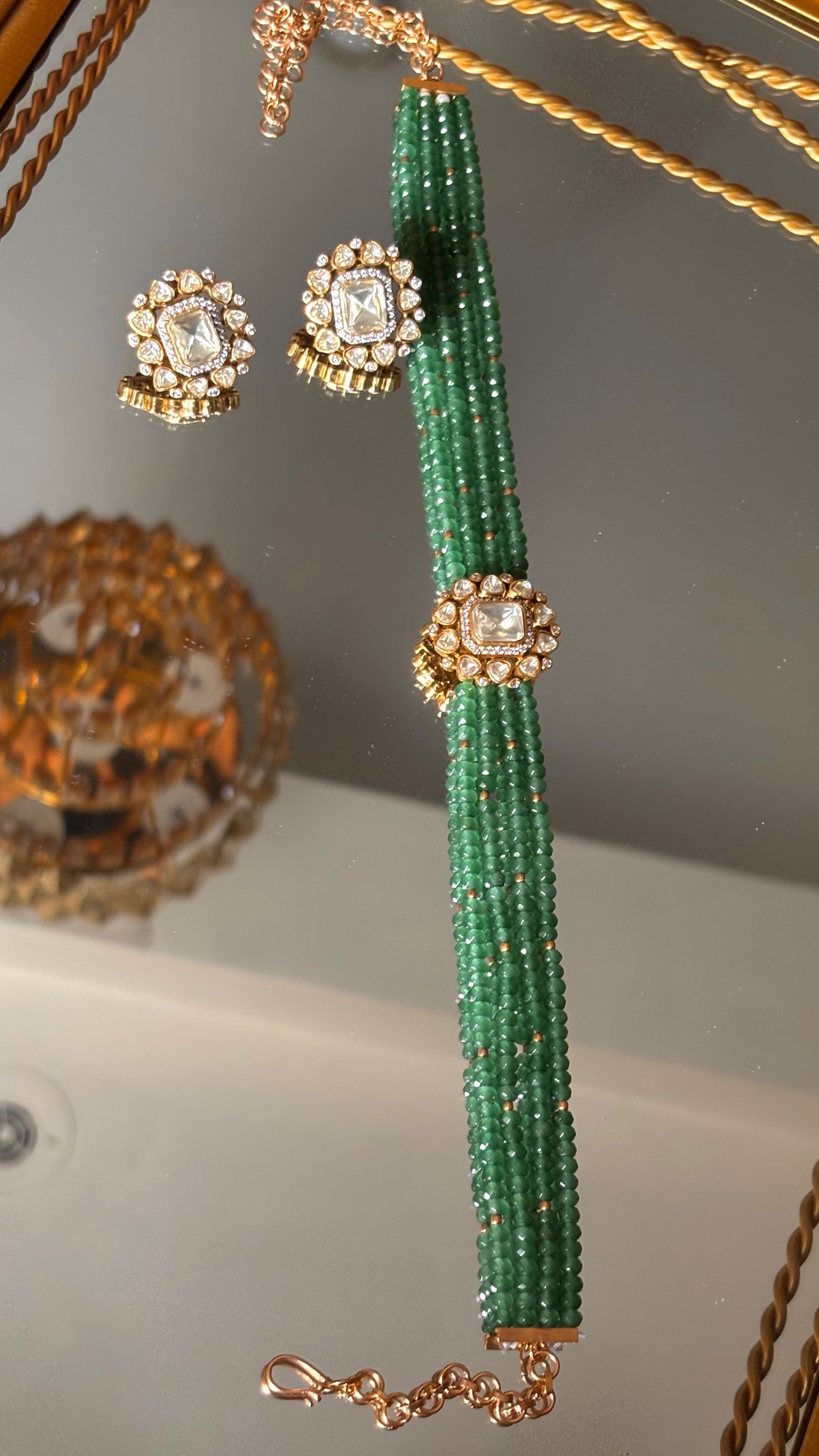 Lv peeli polki mint pearl choker Necklace