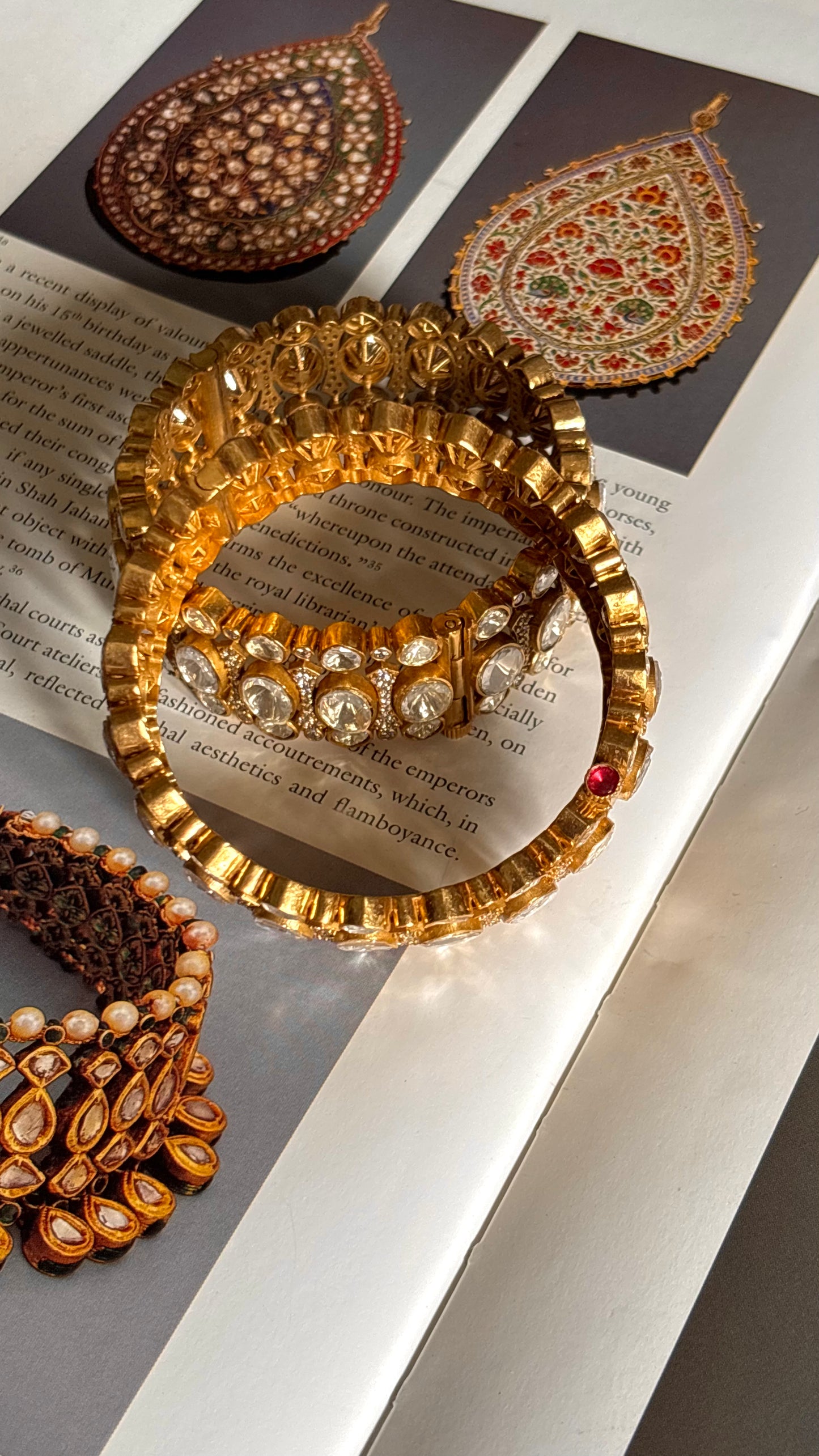 Real moissanite with peeli polki Bangles