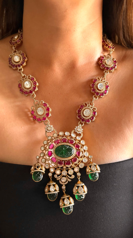 Masterpiece Emerald doublet inlay with rani pink moissanite set