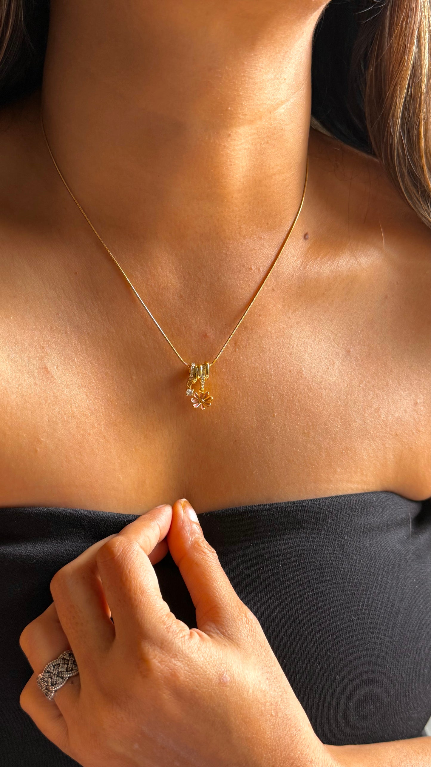 Dainty Triple-Ring Flower Drop Necklace