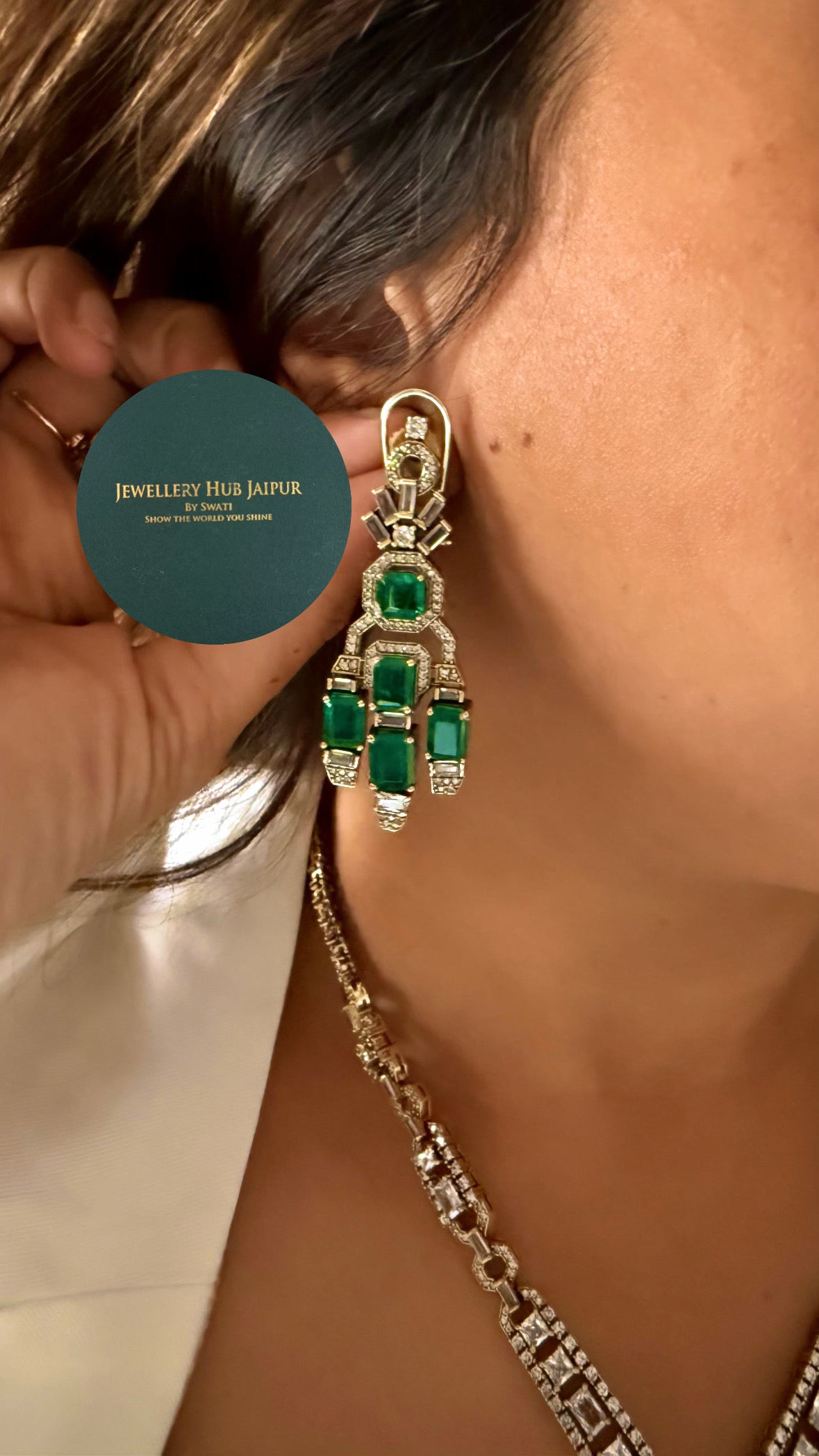 Emerald Moissanite diamond collar necklace