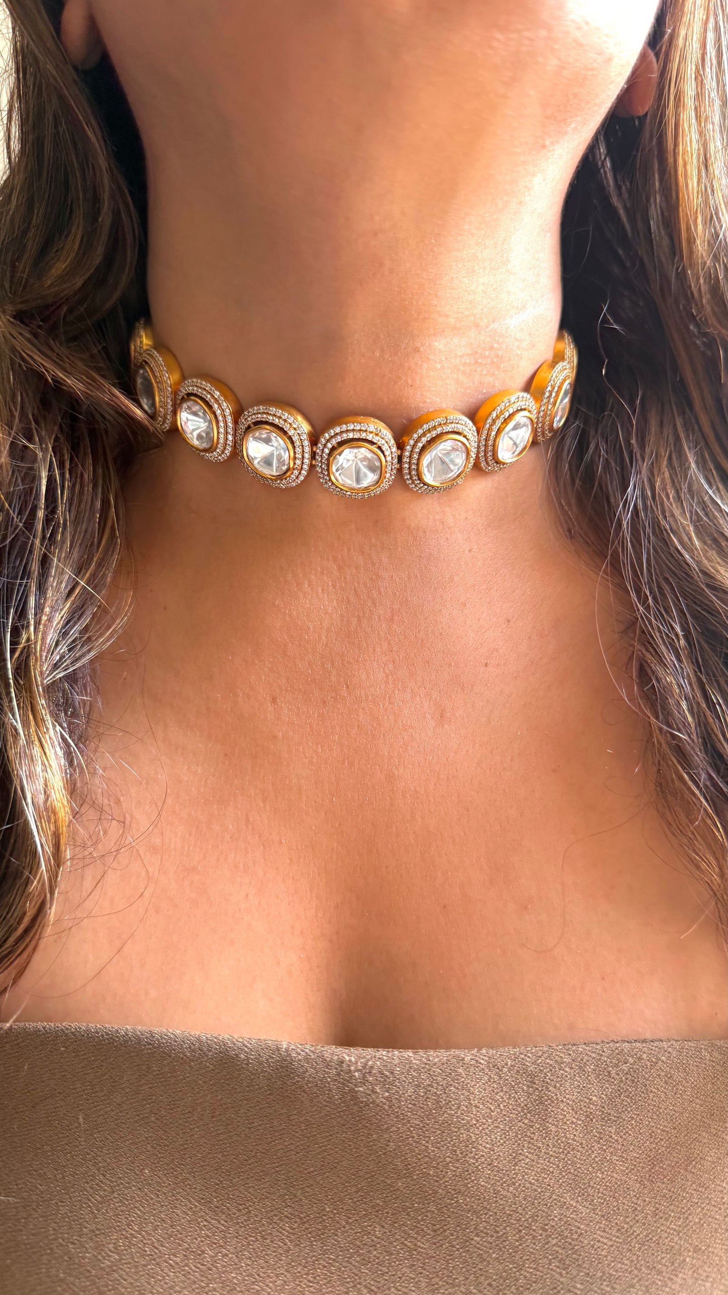 Uncut Polki minimal choker with studs