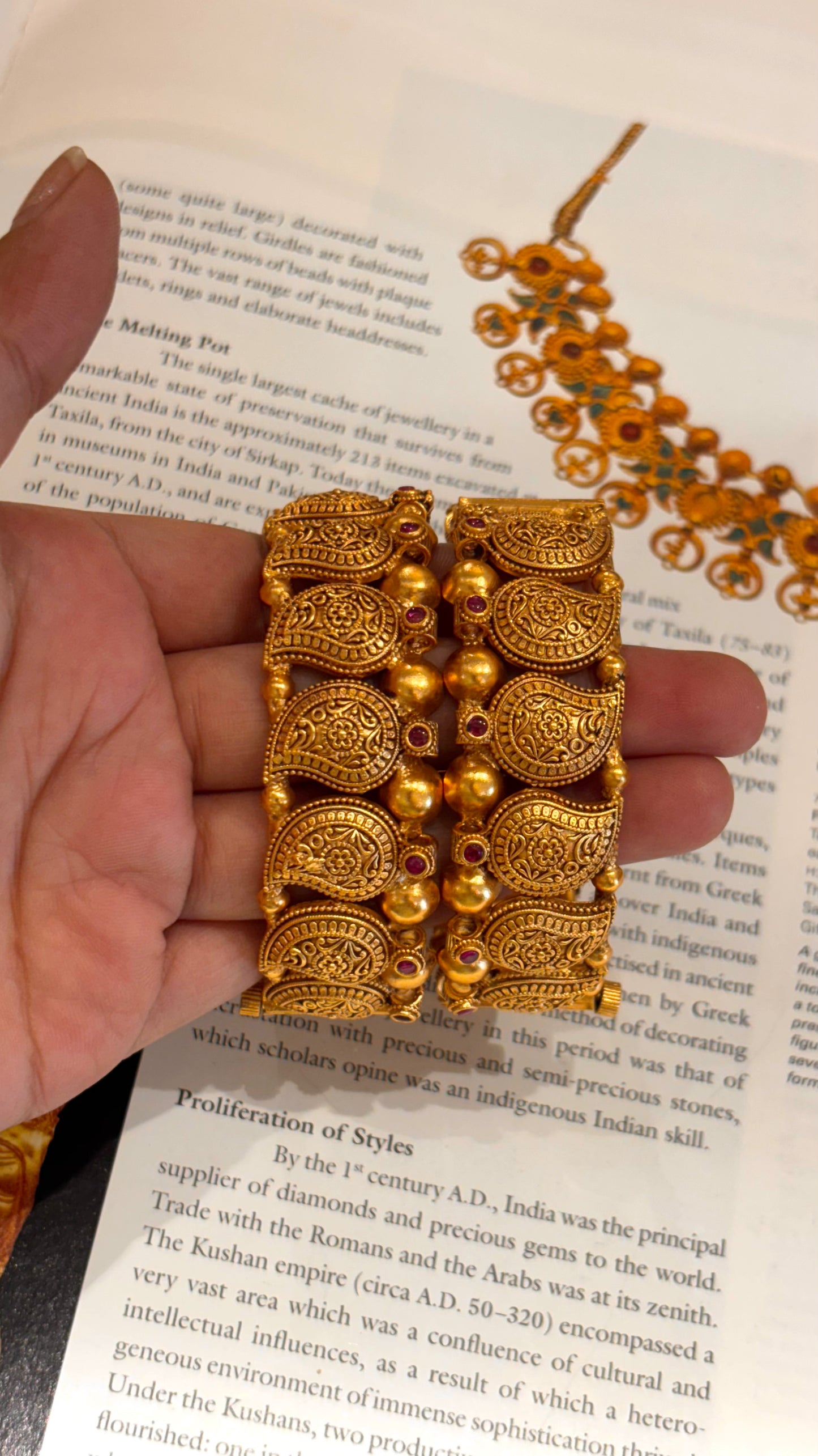 Ruby gold Rajwada bangles