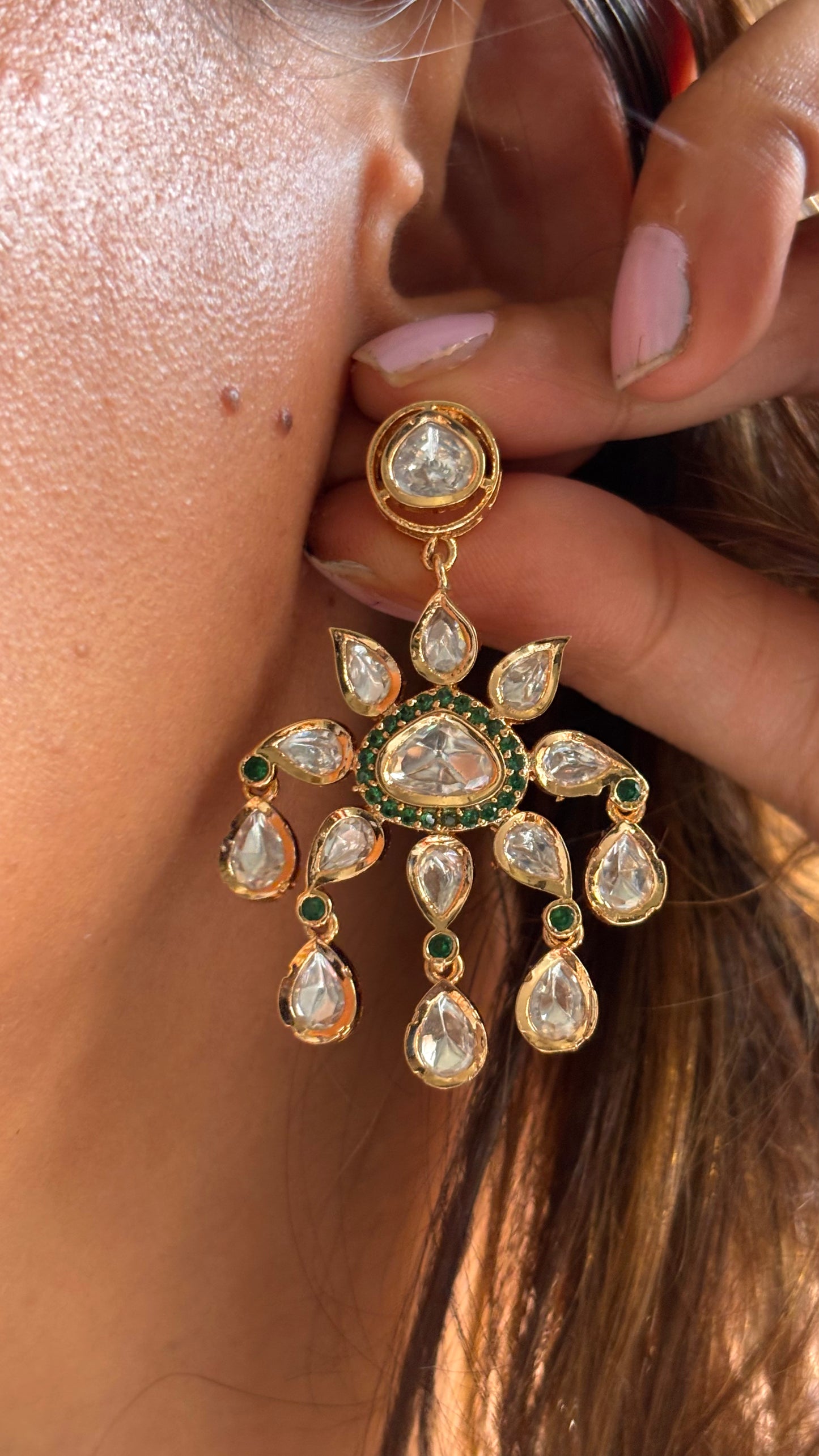 Moissanite Polki emerald collar necklace with earrings