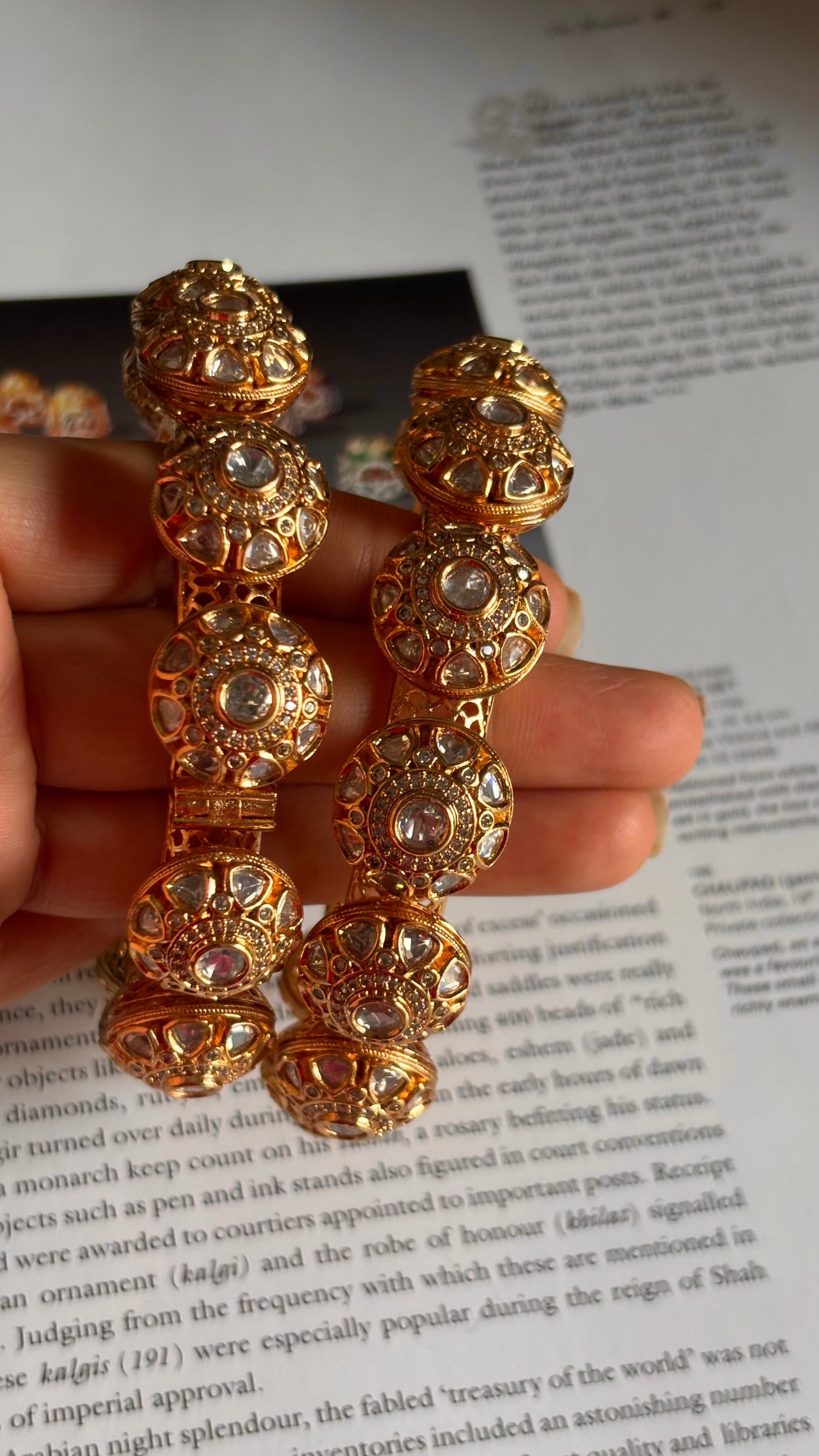 White polki moissanite gold polish bangdi bangles