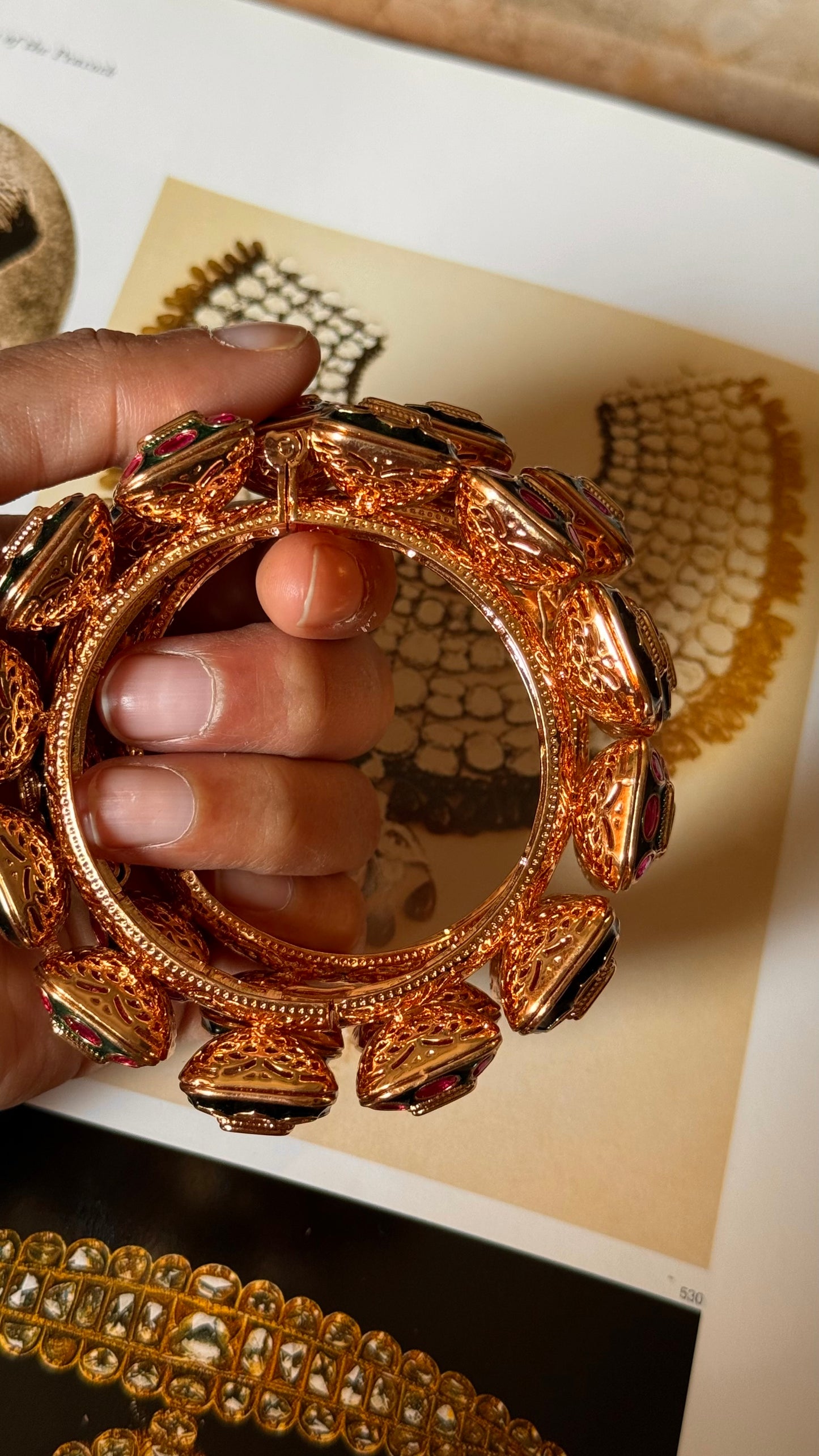 Emerald and Ruby polki bangdi styles bangles