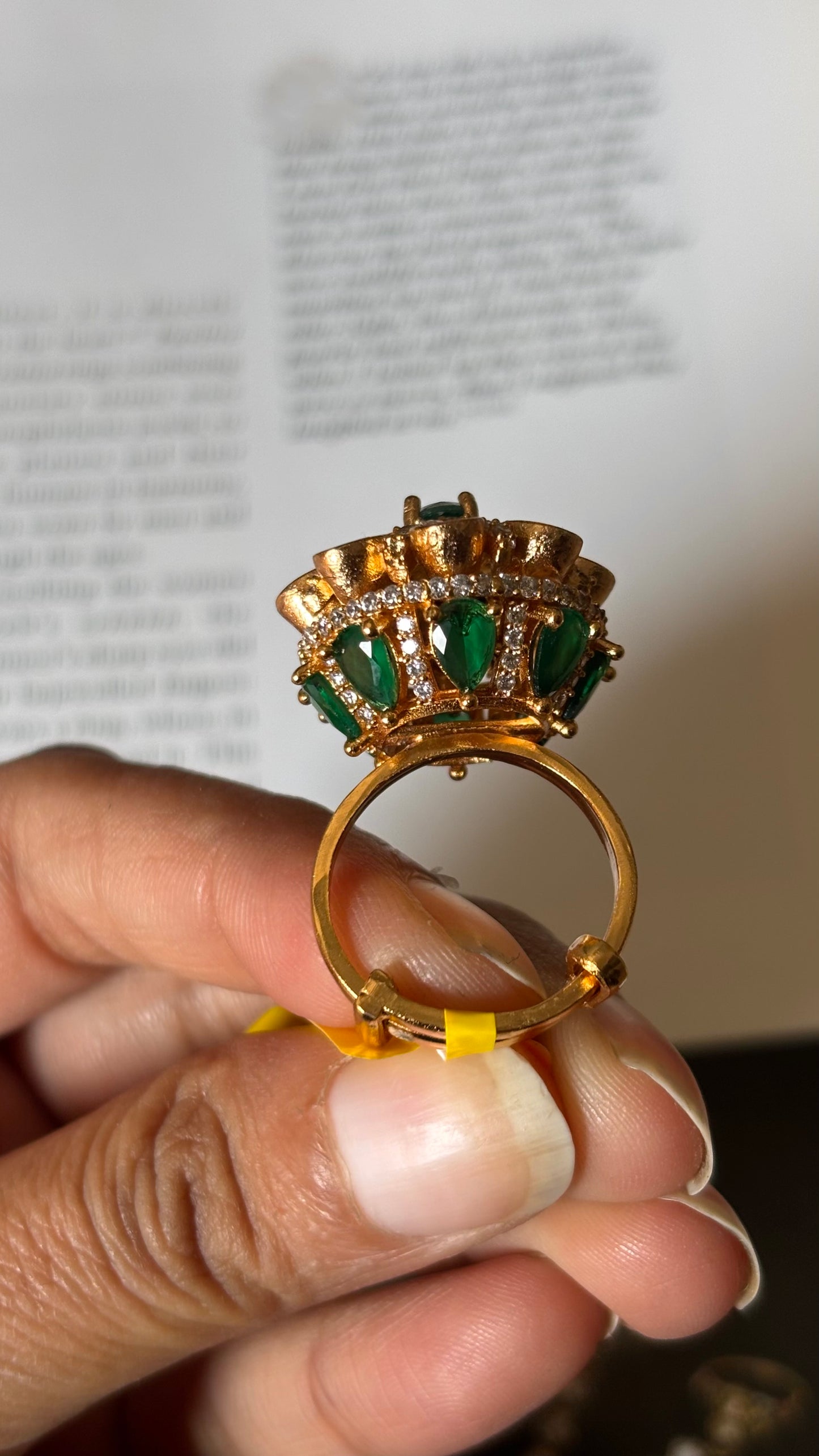 Emerald floral polki Ring