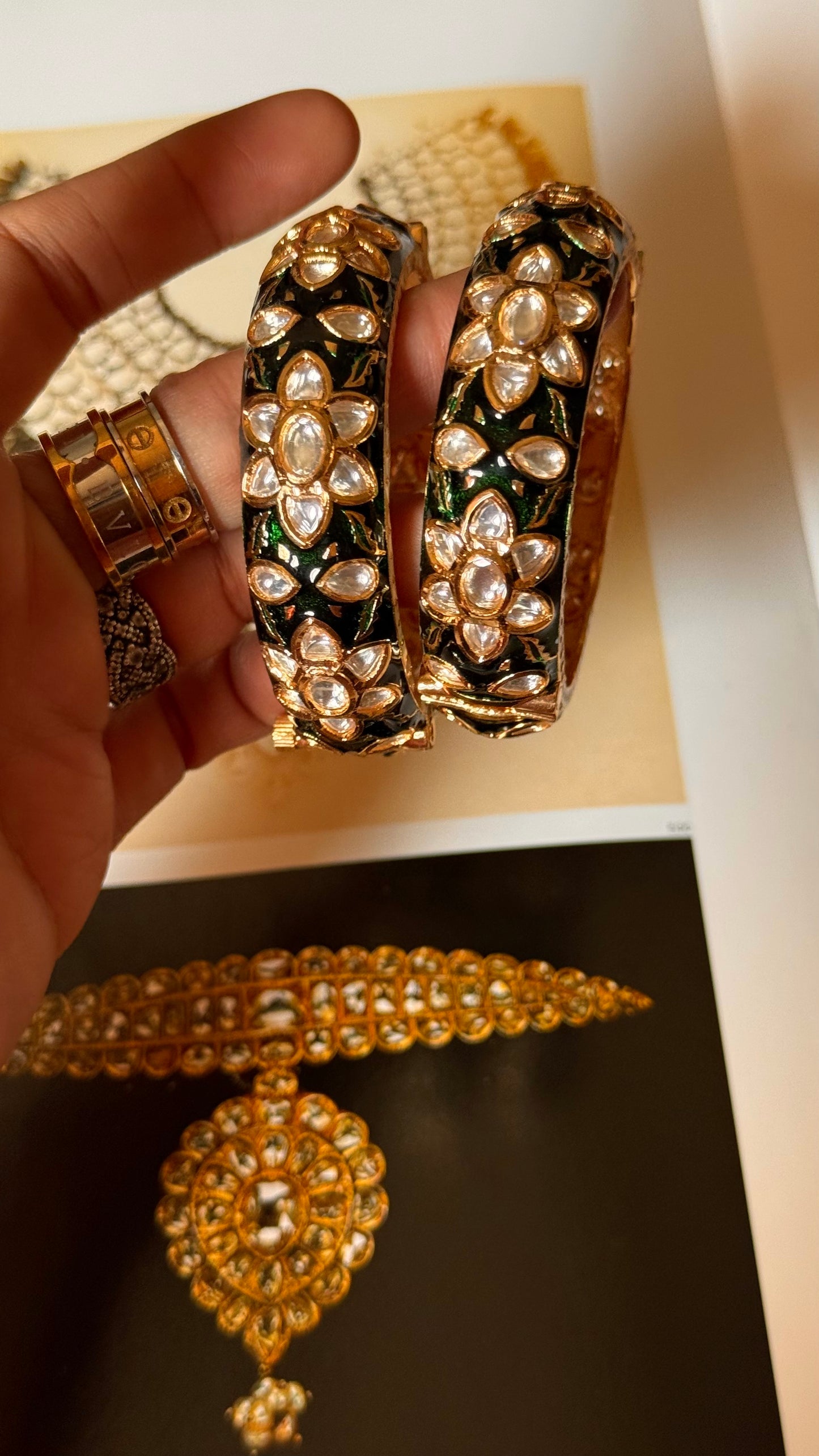 Emerald Moissanite inlay bangles