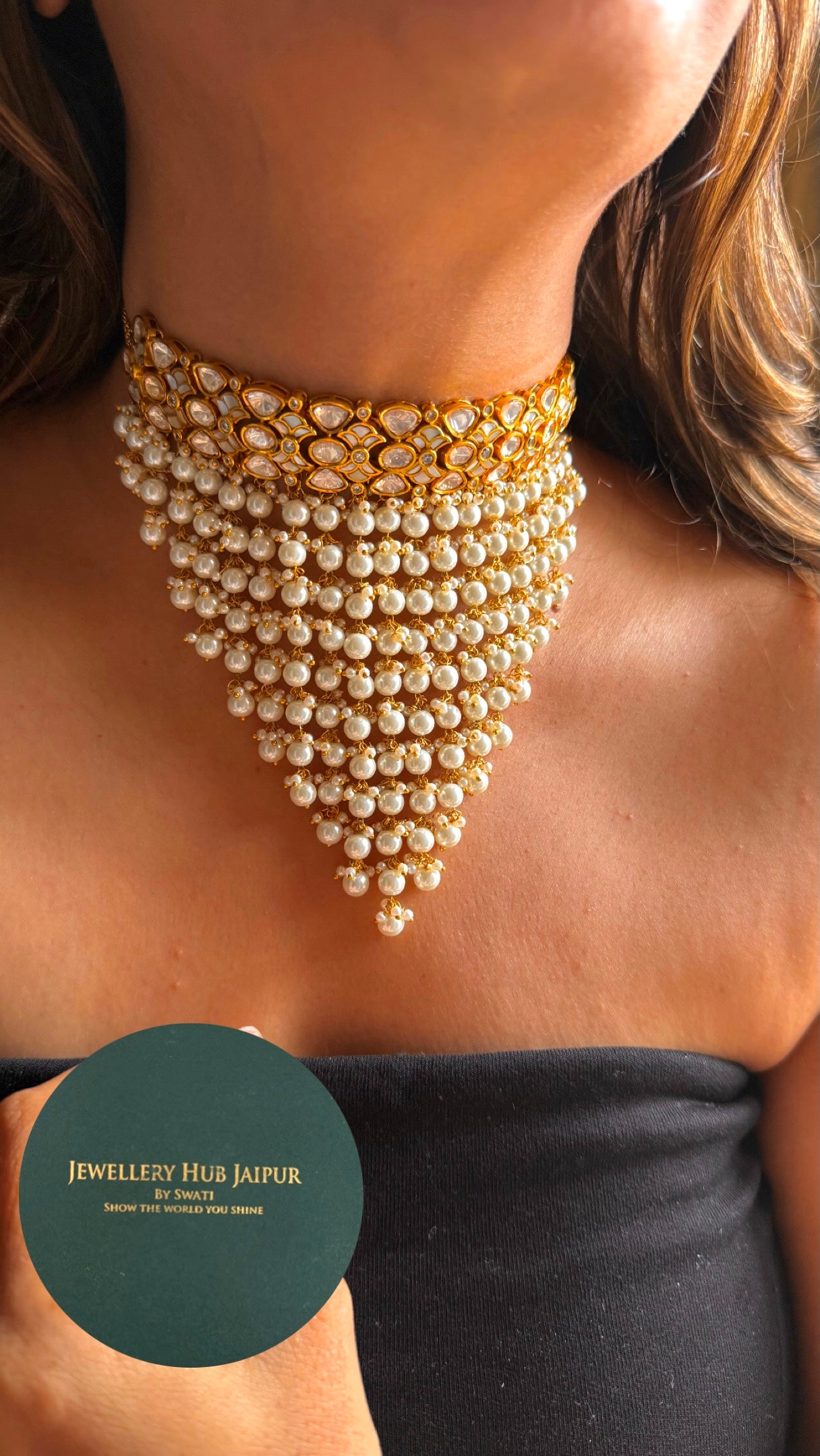 Mother of pearl with pearl detailing Necklace
