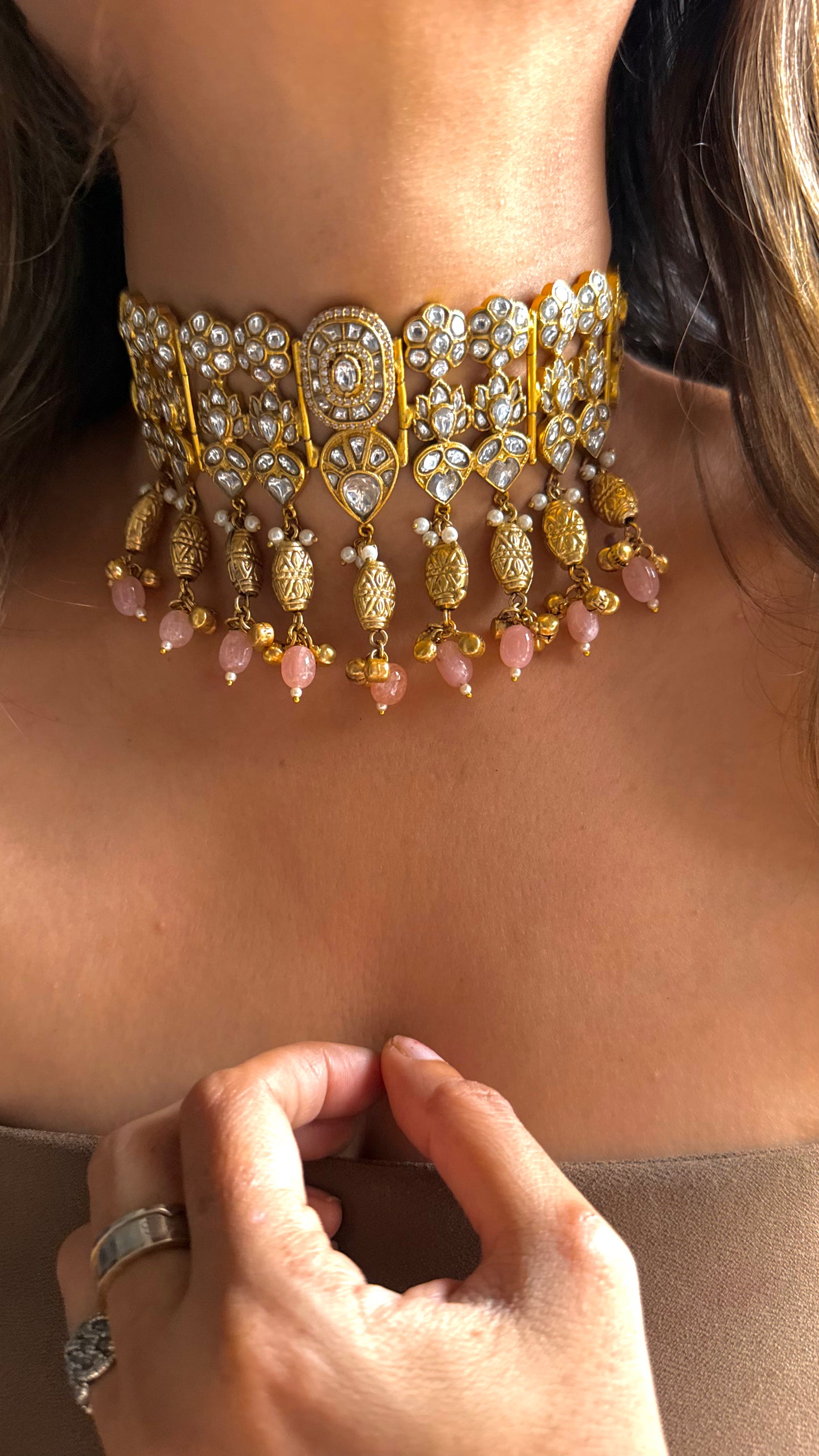 Royal Heritage pachi necklace with peach drop detailing