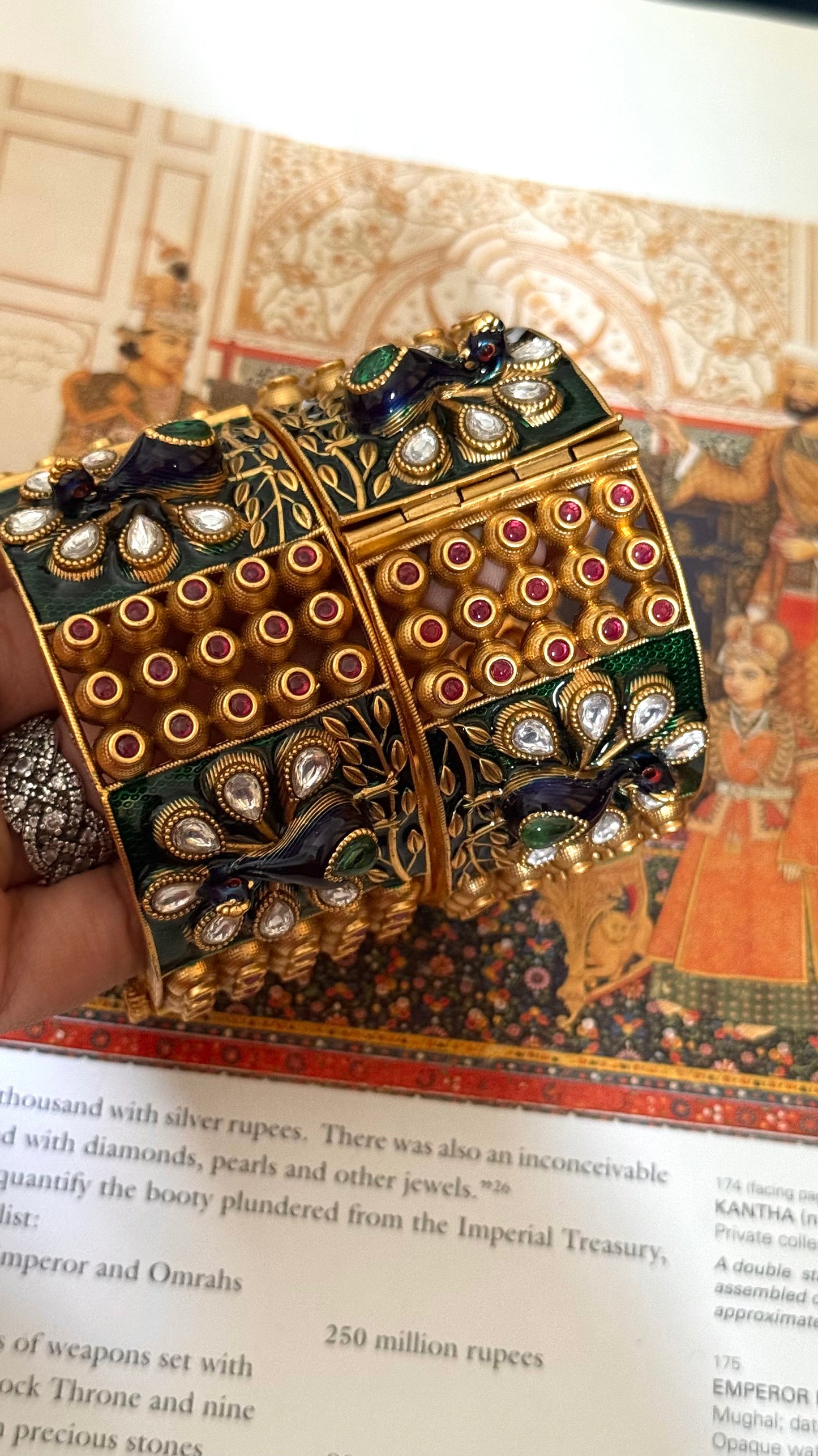 Peacock design emerald & rani pink rajwada openable bangle
