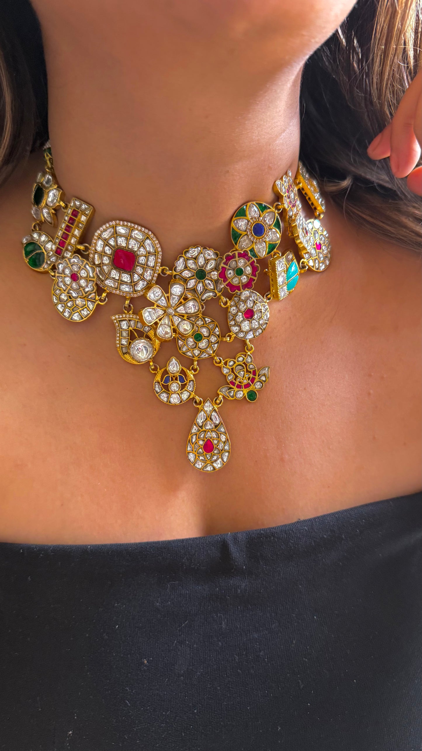 Handmade Paachi kundan Multiple Motif Necklace