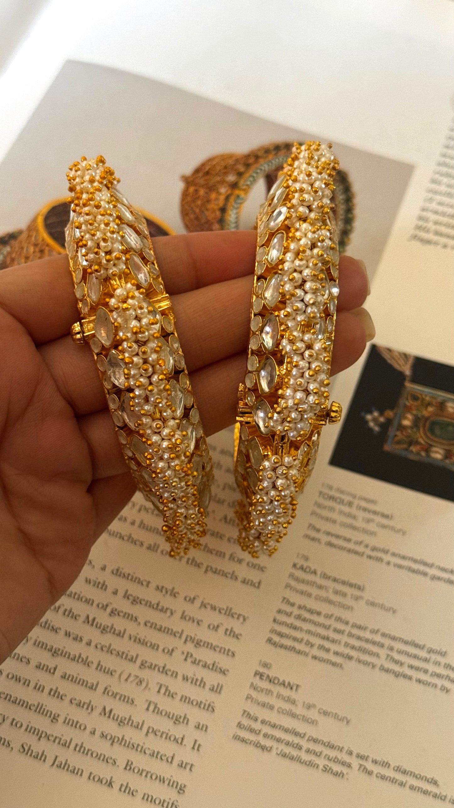Paachi kundan heritage pacheli bangles