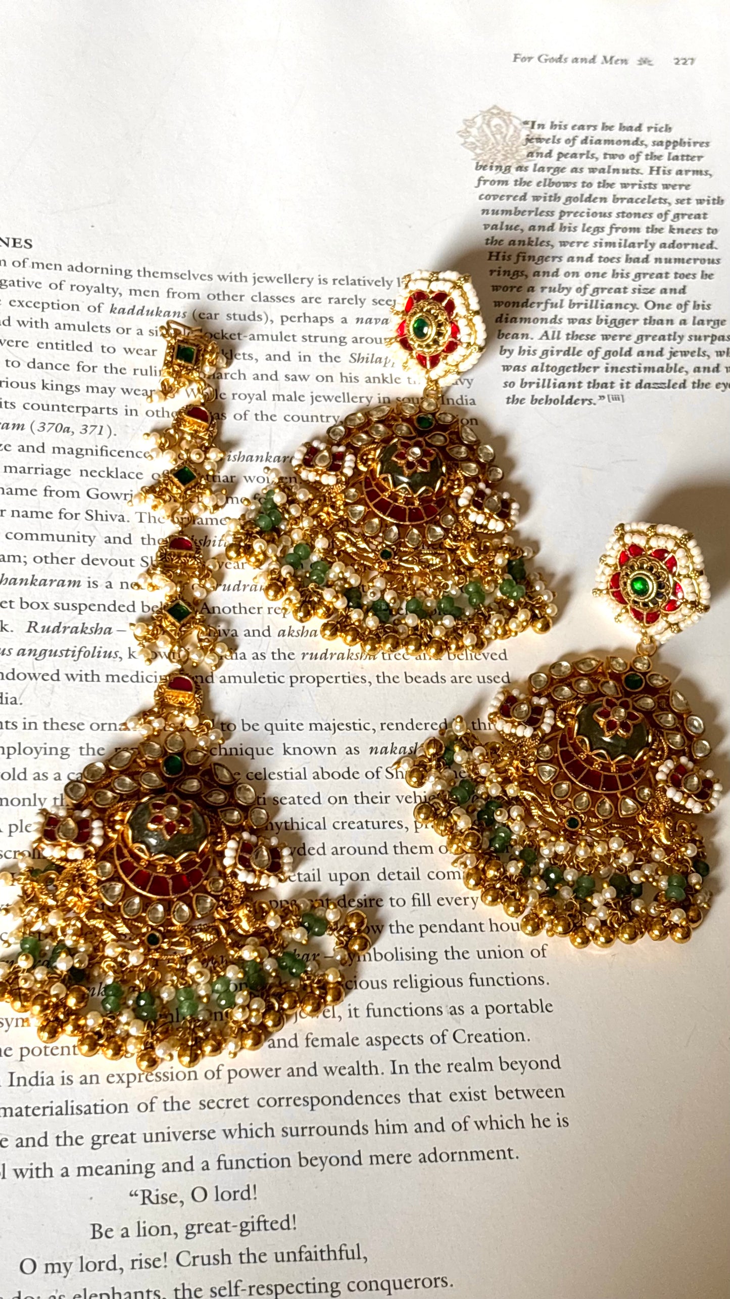 Mint inlay Paachi Kundan Maangtika with earrings combo