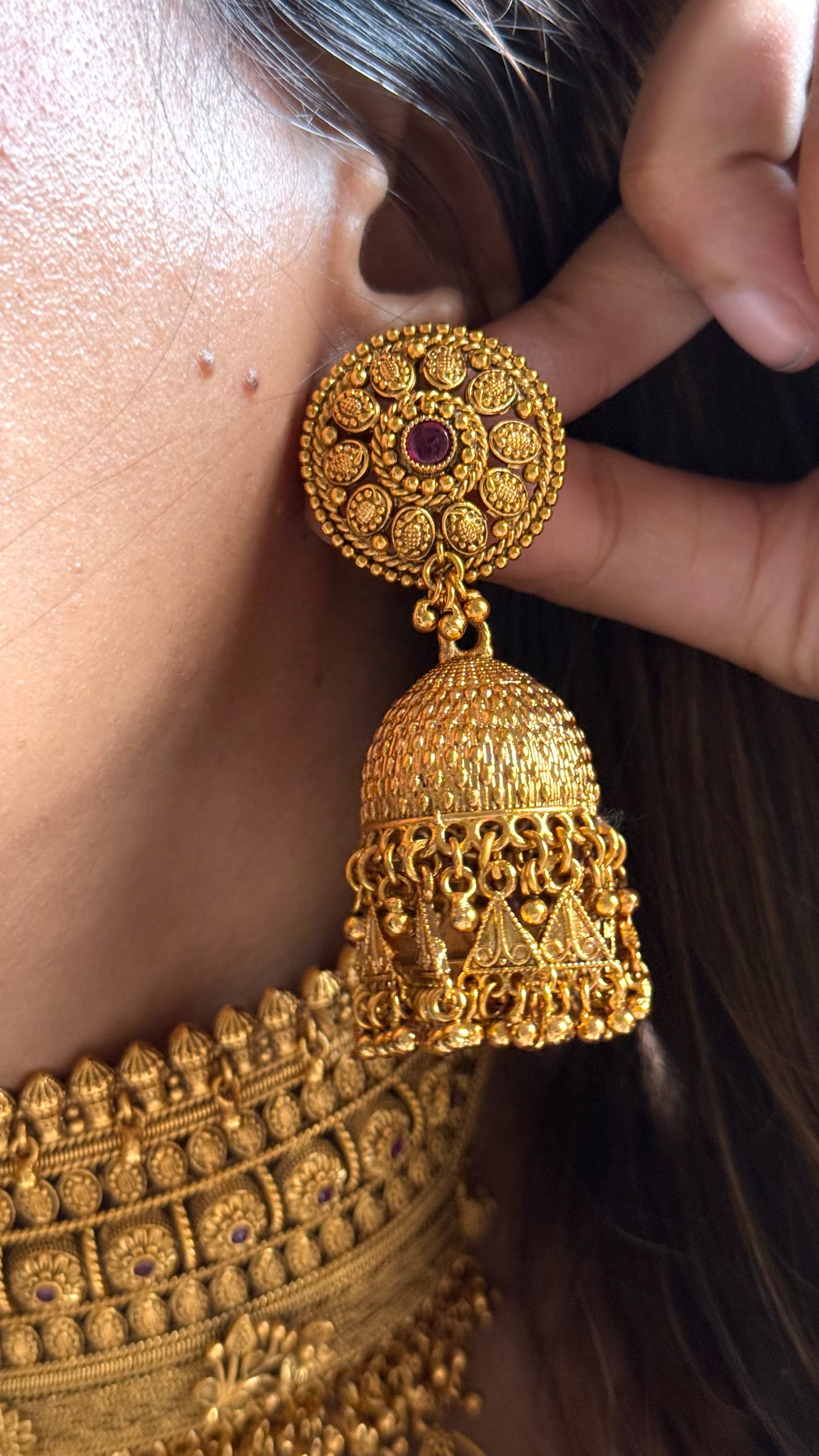 Rajwadi Aad with ruby detailing