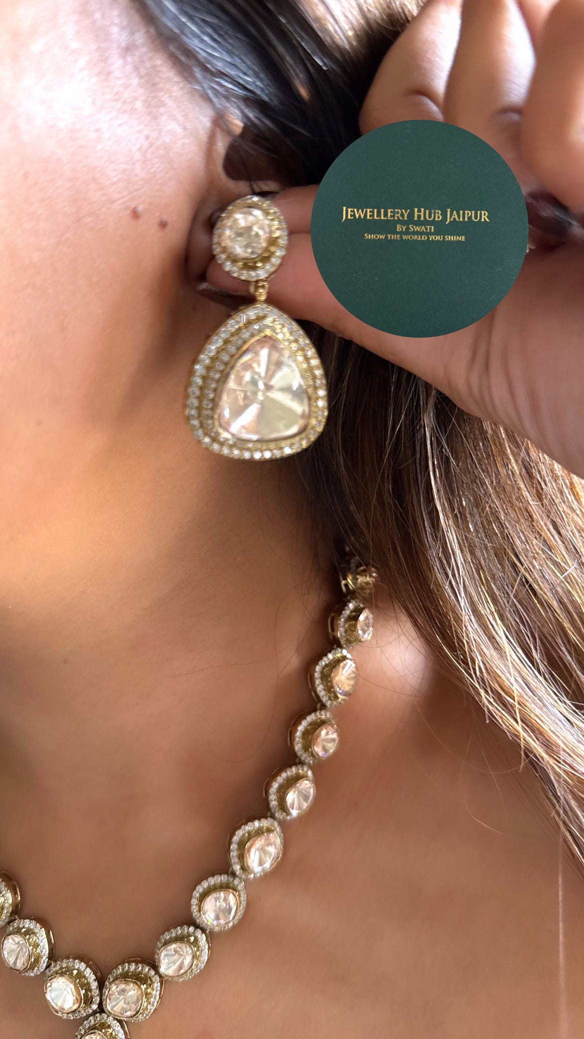 Nirali Moissanite uncut polki single line collar necklace