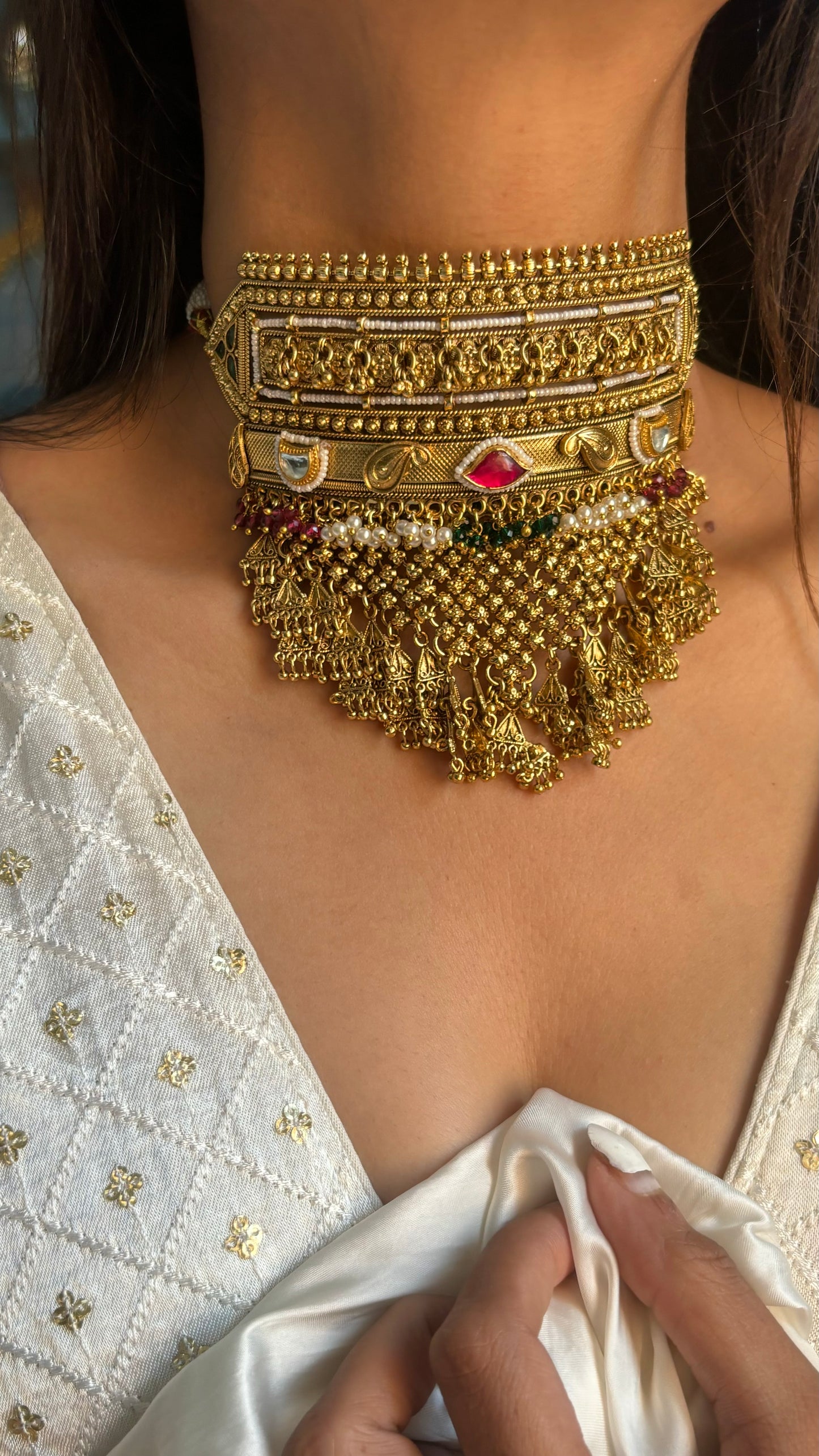 Rajwada ruby paachi kundan Aad